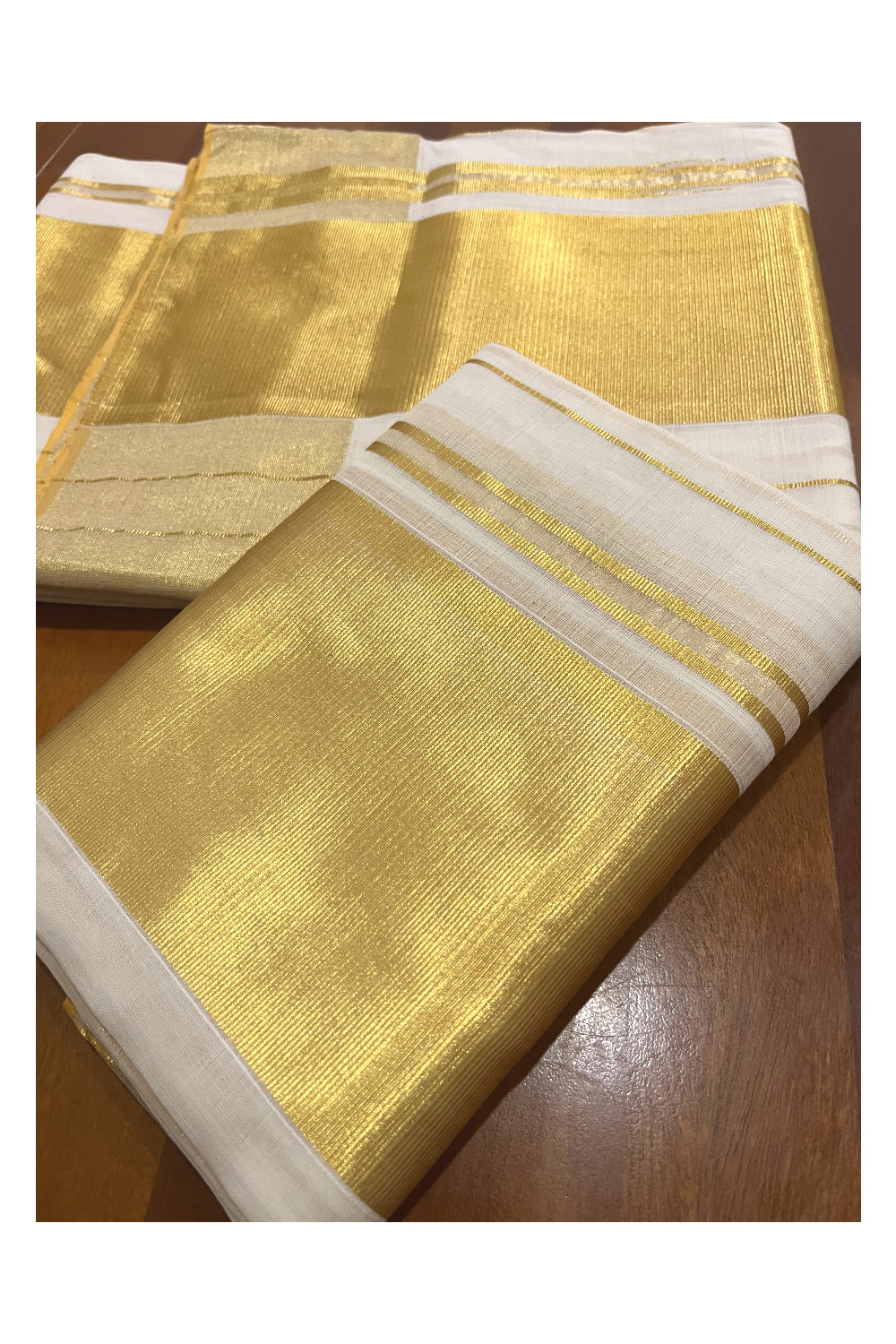 Southloom Handloom Premium Unakkupaavu Single Set Mundu (Mundum Neriyathum) with Kasavu Lines Design and 5 inch Border 2.70 Mtrs (with Running Blouse Piece)