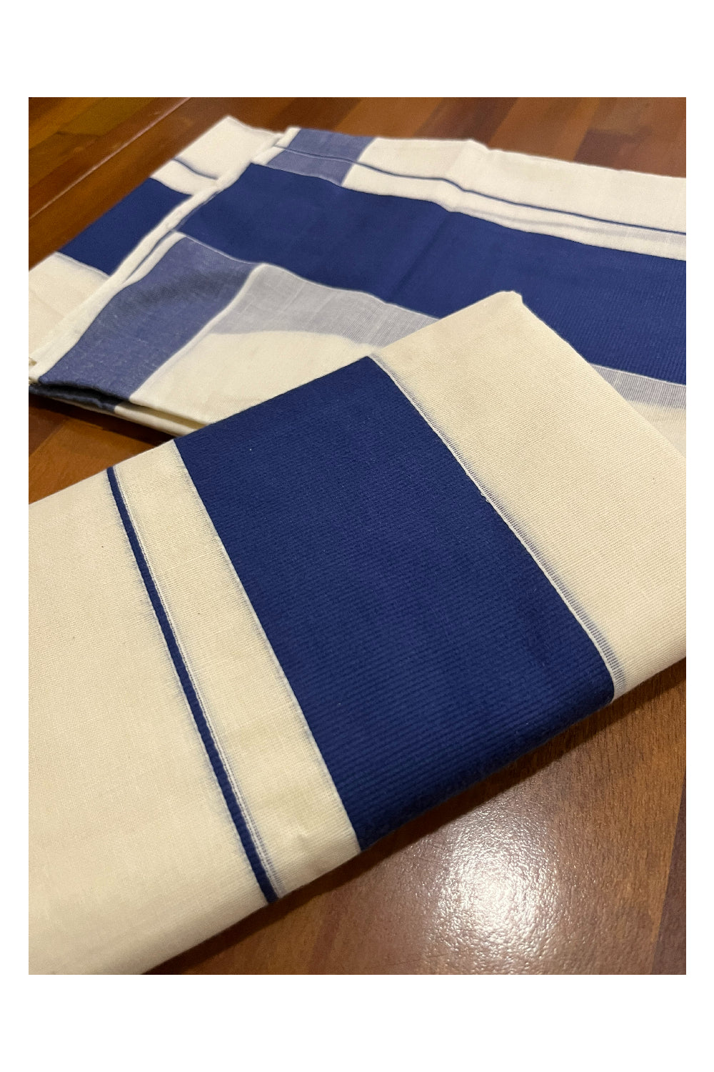 Kerala Cotton Set Mundu (Mundum Neriyathum) Single with Plain Blue Border 2.80 Mtrs