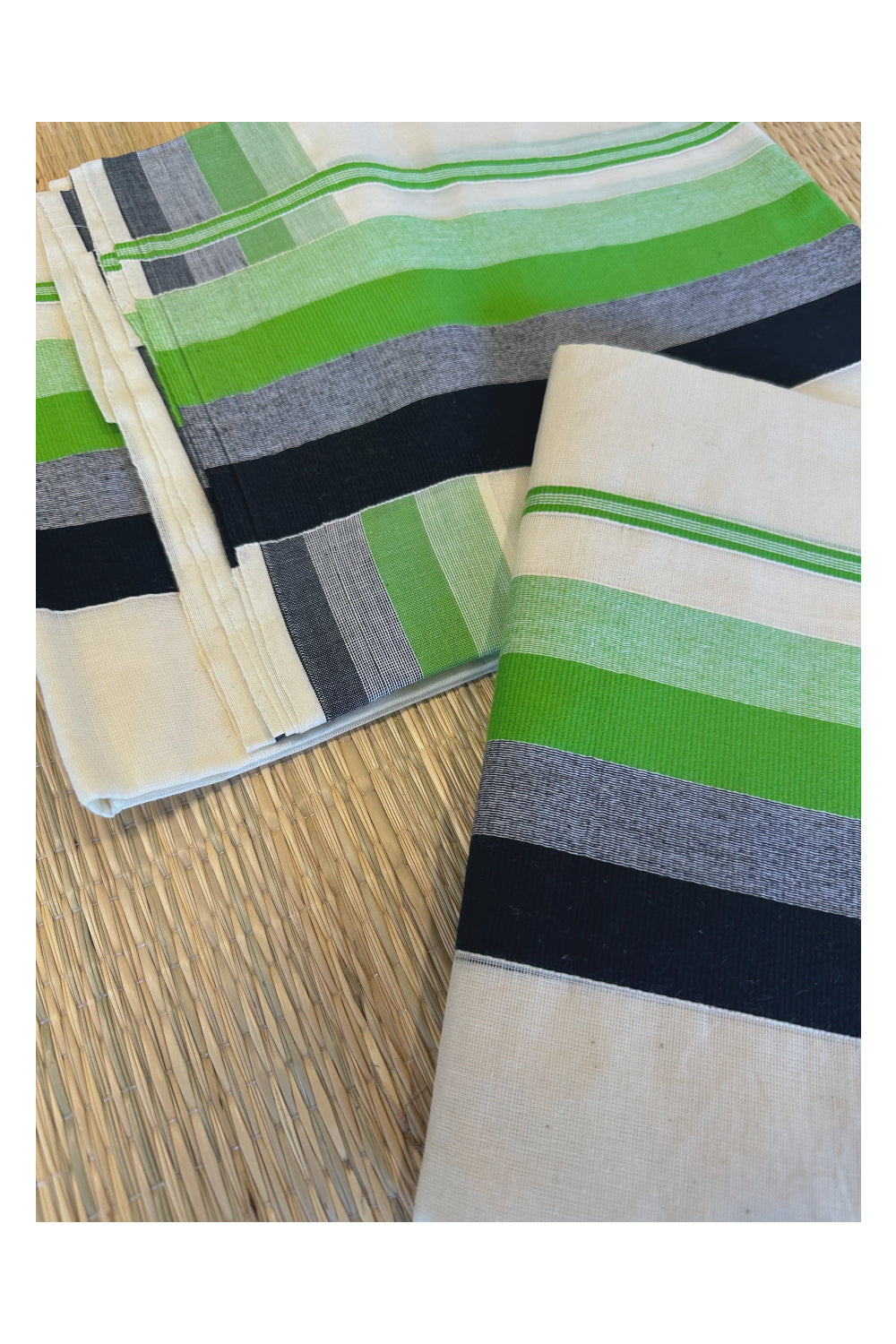 Kerala Cotton Mundum Neriyathum Single (Set Mundu) with Green and Black Lines Border 2.80 Mtrs