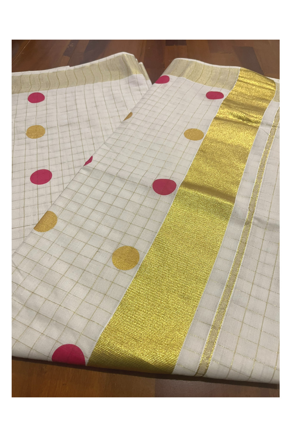 Southloom Micro Check Kasavu Saree with Pink and Golden Polka Dot Prints Across Body