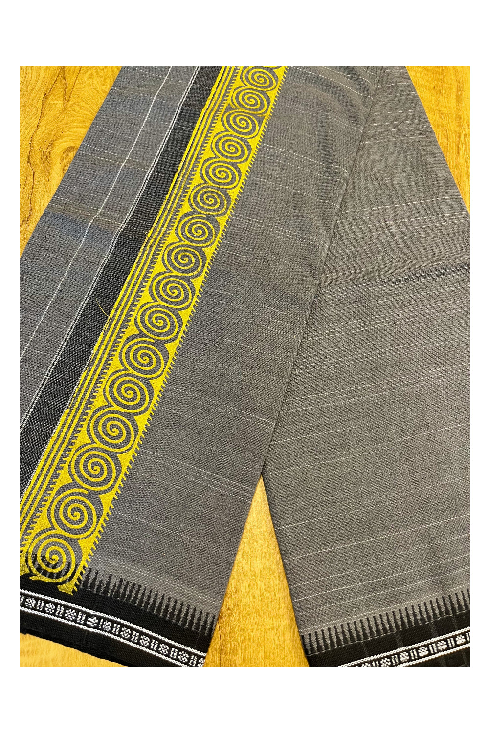 Southloom Grey Printed Single Mundu / Otta Mundu / Lungi (South Indian Kerala Dhoti)