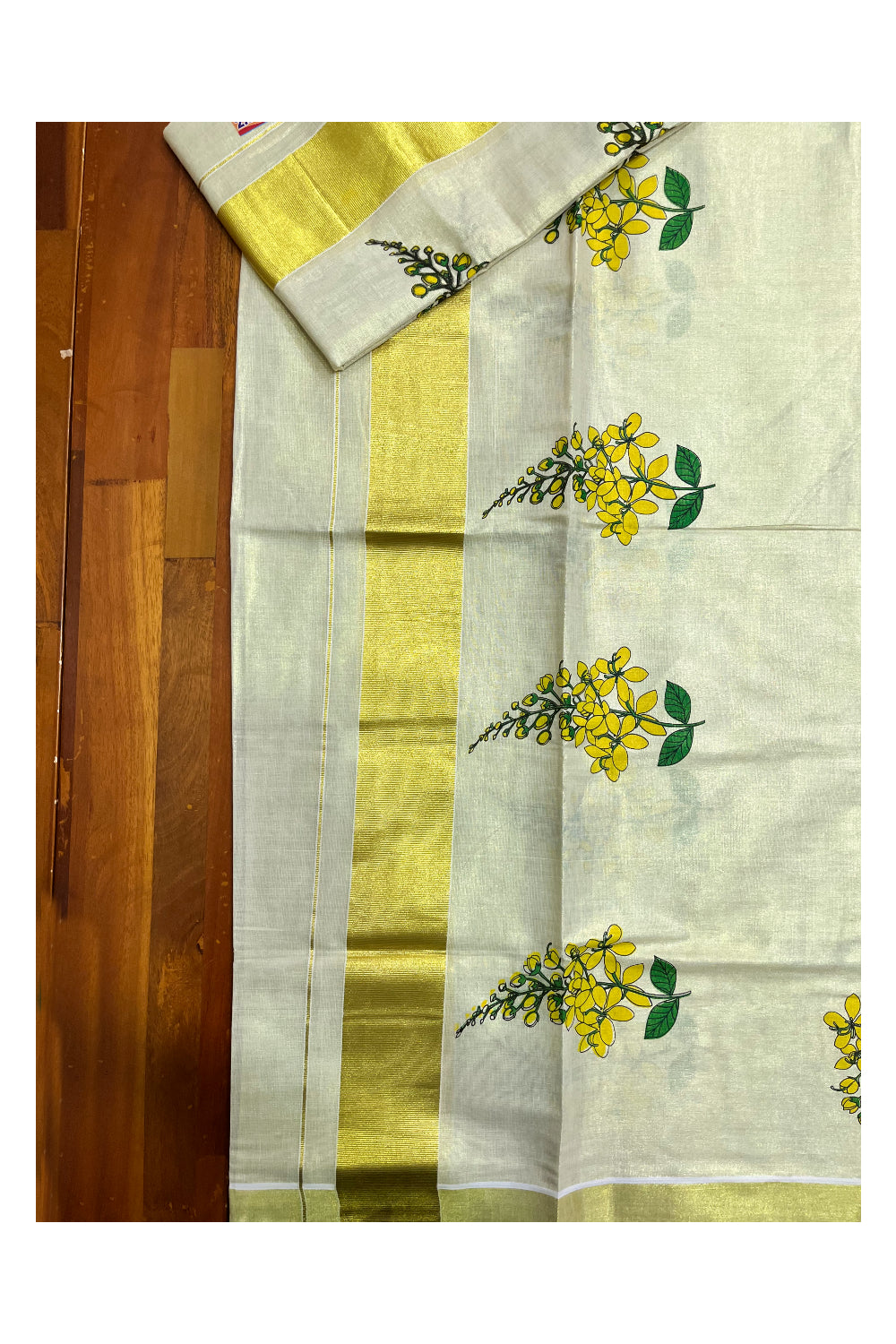 Southloom Tissue Single Set Mundu (Mundum Neriyathum with Floral Prints with Seperate Blouse Piece - 2.80Mtrs