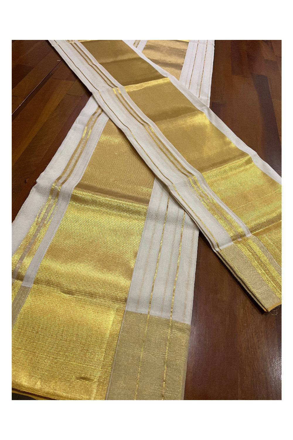 Southloom Handloom Premium Unakkupaavu Single Set Mundu (Mundum Neriyathum) with Kasavu Lines Design and 5 inch Border 2.70 Mtrs (with Running Blouse Piece)