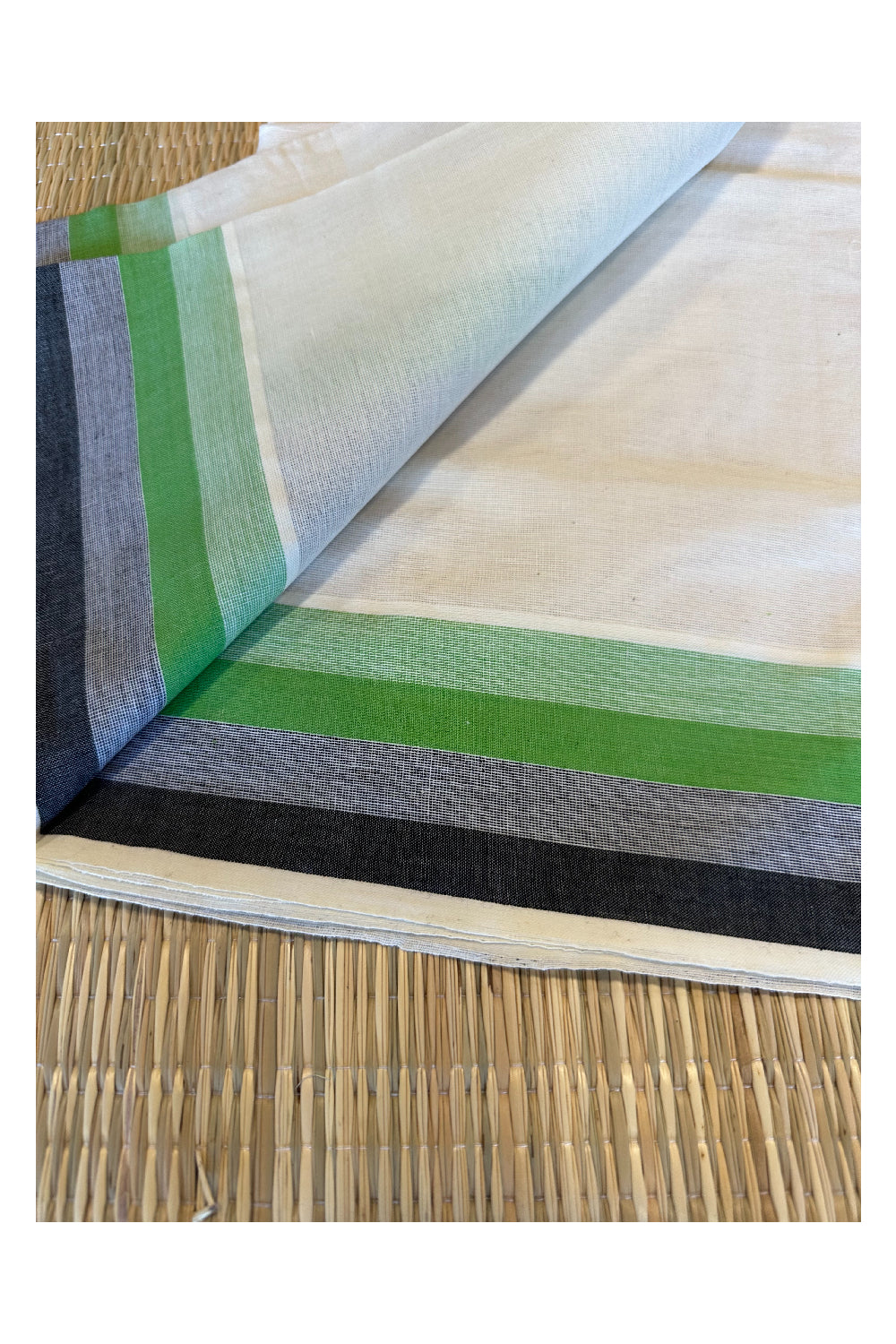 Kerala Cotton Mundum Neriyathum Single (Set Mundu) with Green and Black Lines Border 2.80 Mtrs