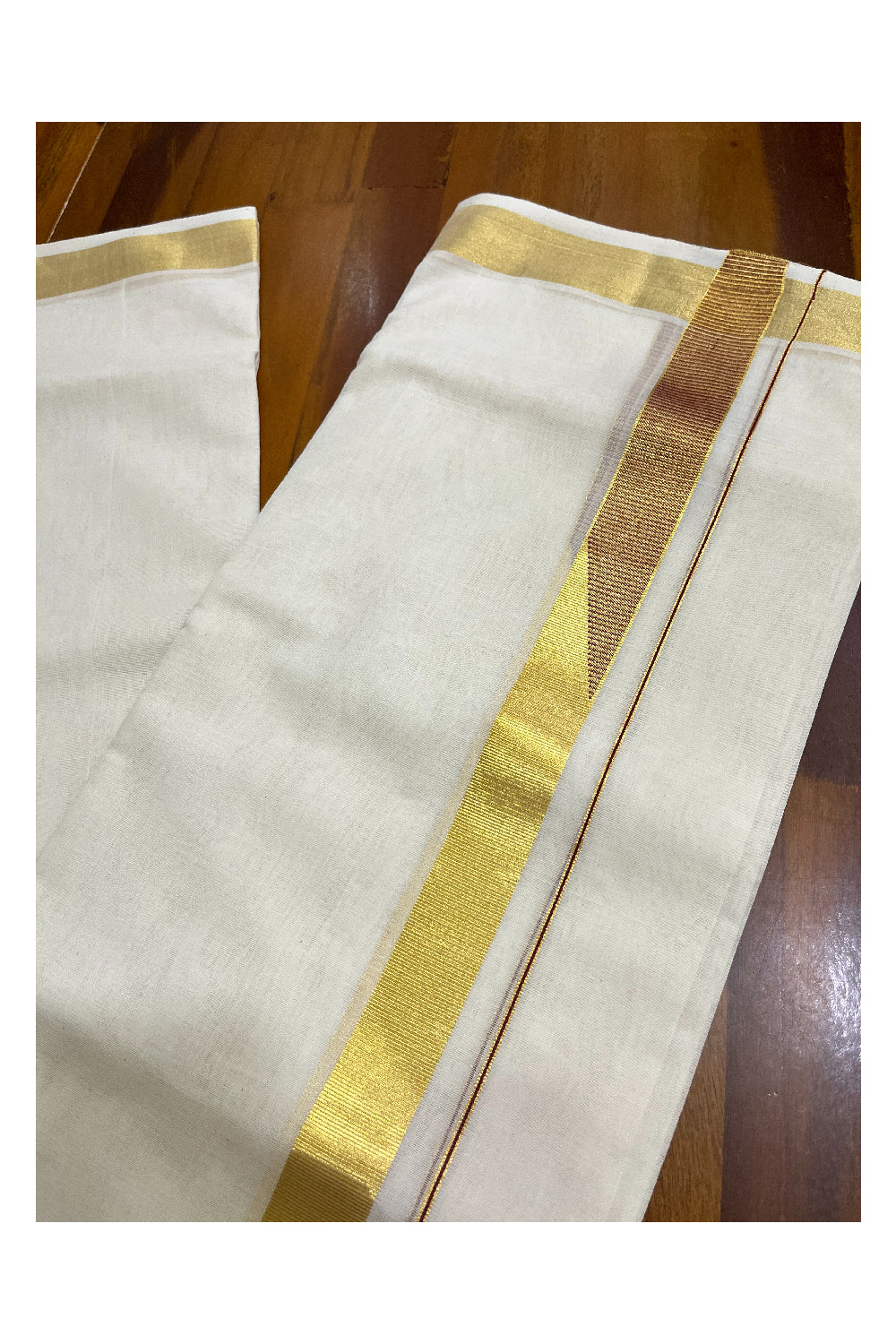 Southloom Super Premium Balaramapuram Unakkupaavu Handloom Mundu with Kasavu and Red Woven Border (South Indian Kerala Dhoti)