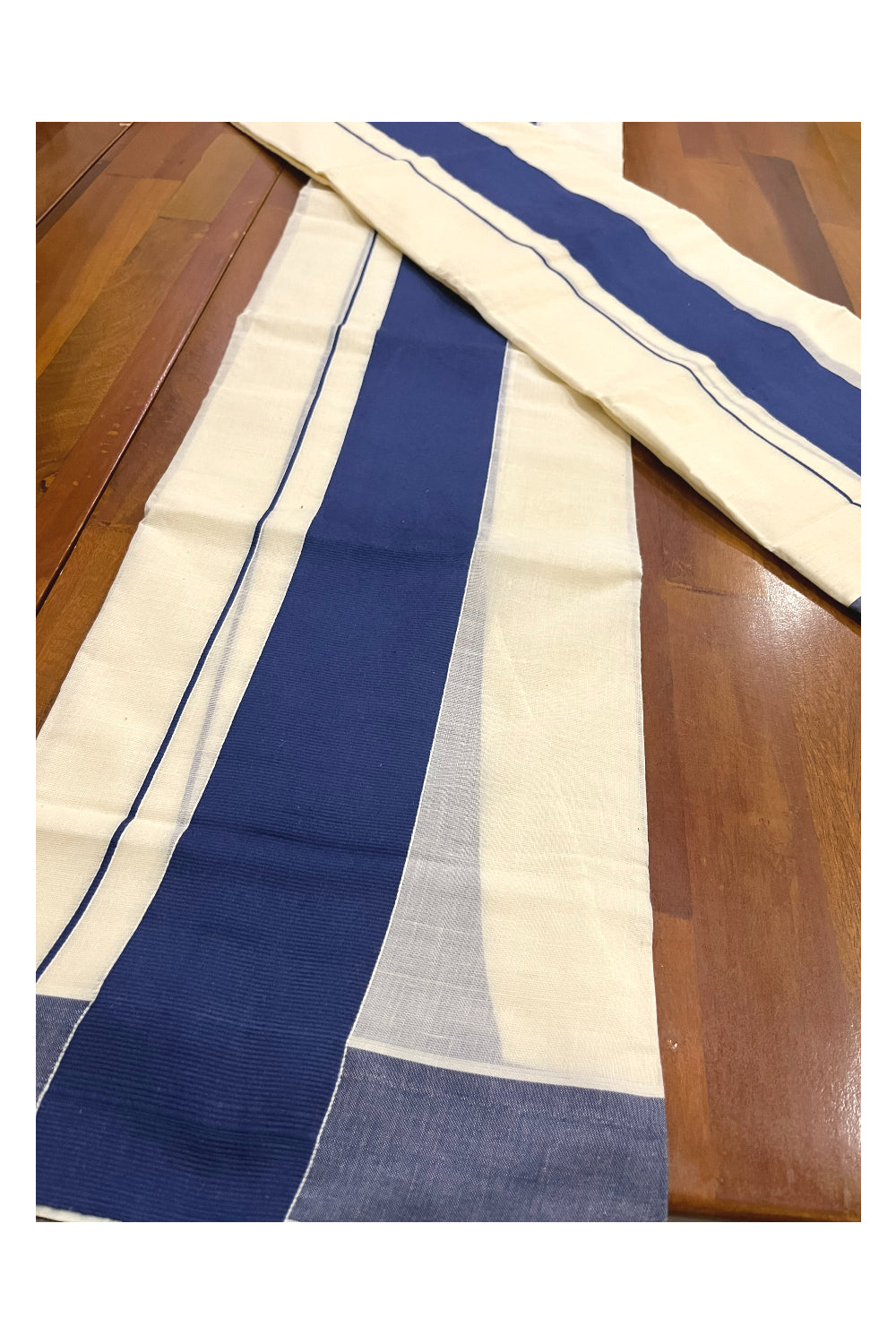 Kerala Cotton Set Mundu (Mundum Neriyathum) Single with Plain Blue Border 2.80 Mtrs