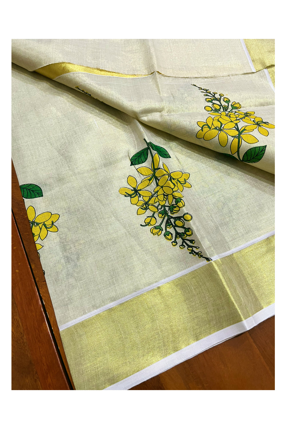 Southloom Tissue Single Set Mundu (Mundum Neriyathum with Floral Prints with Seperate Blouse Piece - 2.80Mtrs