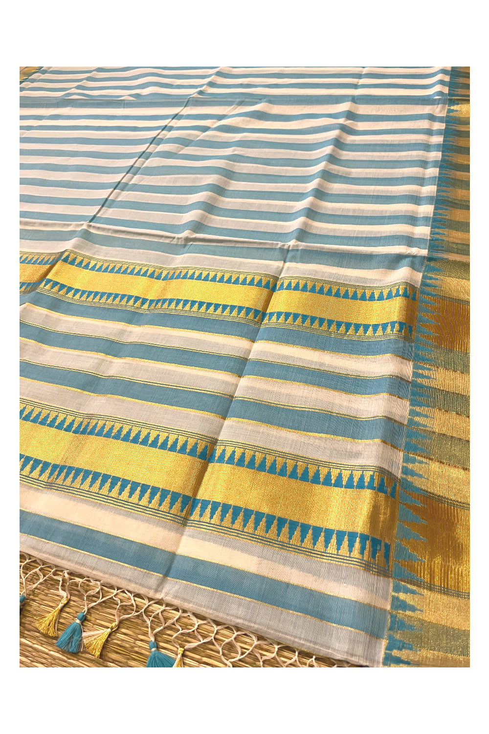 Southloom Super Premium Balaramapuram Unakkupaavu Handloom Saree with Blue Temple Border and Woven Lines Across Body