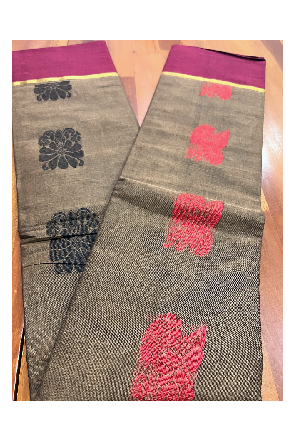 Southloom Cotton Brown Saree with Woven Butta Works on Body and Pallu