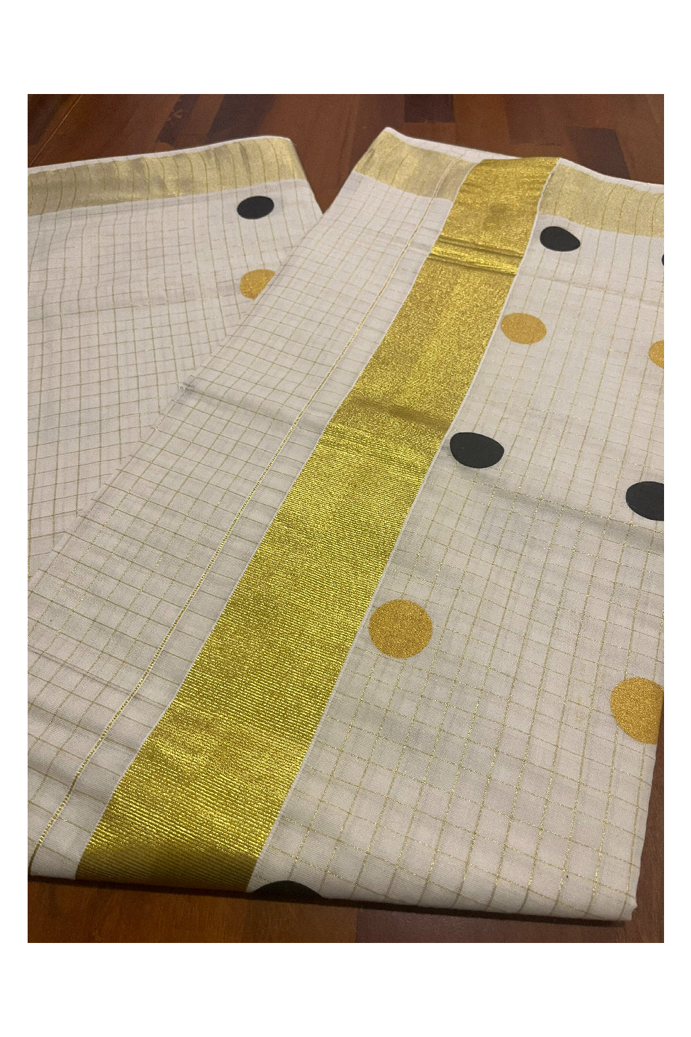 Southloom Micro Check Kasavu Saree with Black and Golden Polka Dot Prints Across Body