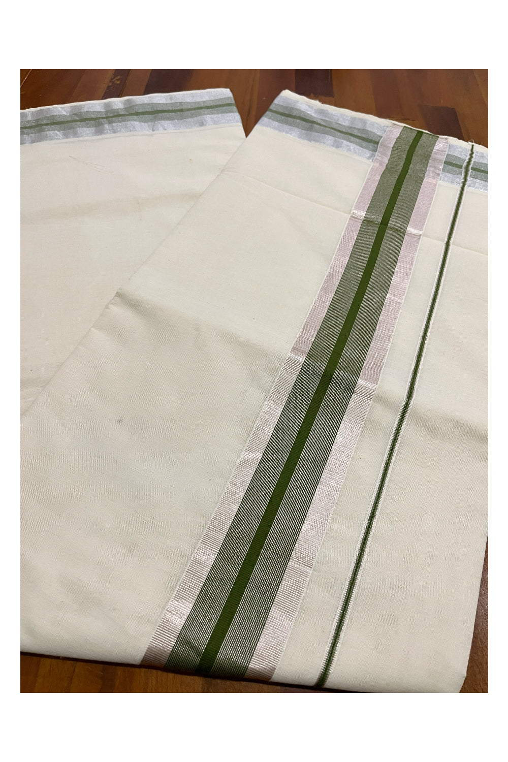 Kerala Pure Cotton Plain Saree with Silver Kasavu and Green Line Border