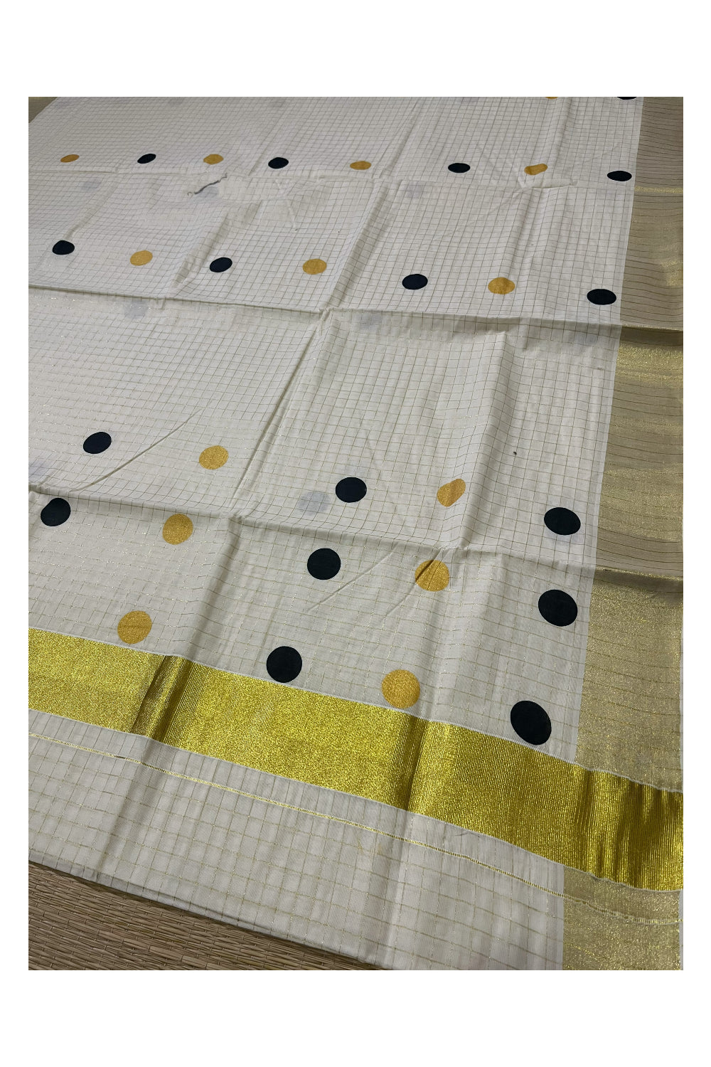 Southloom Micro Check Kasavu Saree with Black and Golden Polka Dot Prints Across Body