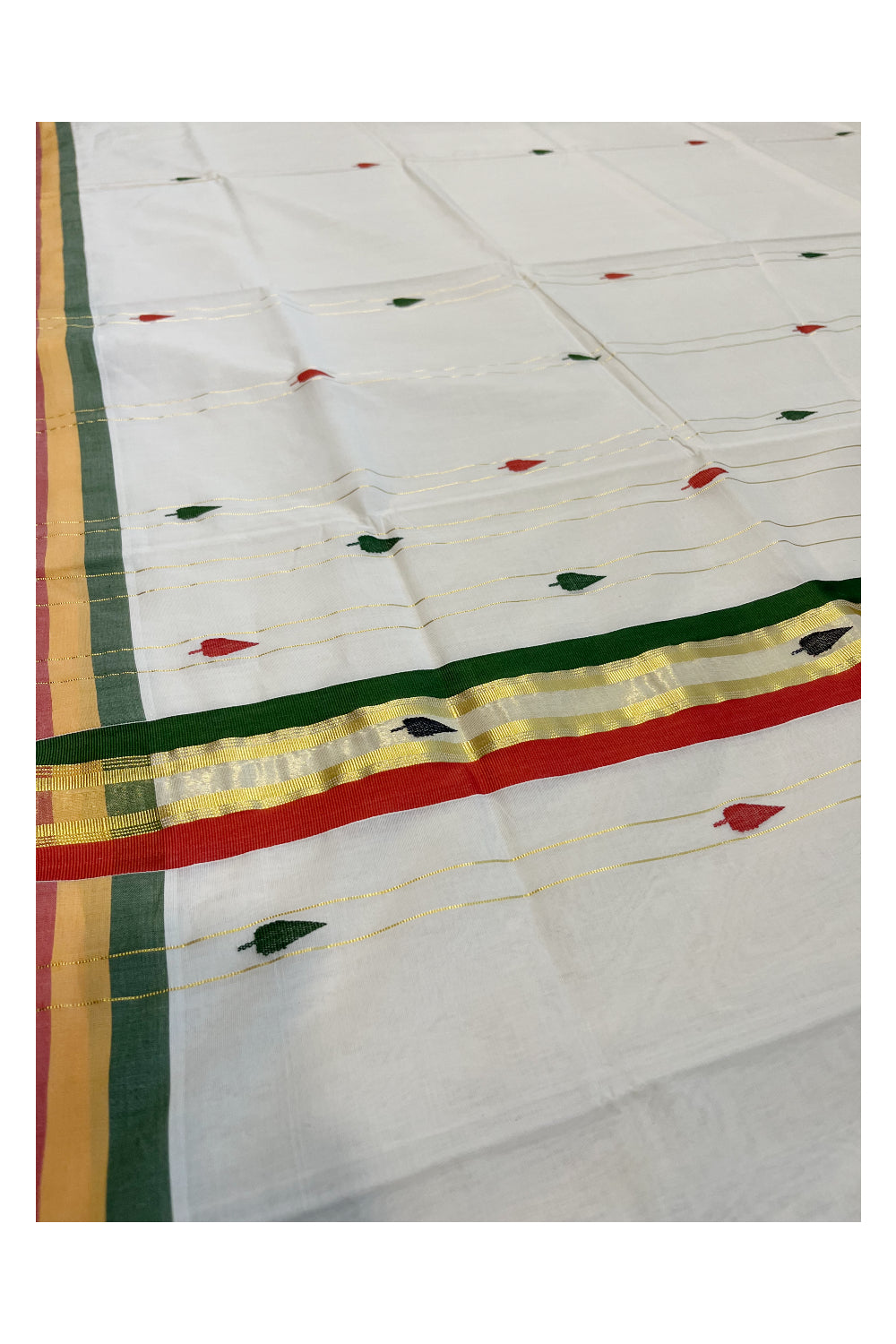 Southloom Premium Balaramapuram Unakkupaavu Handloom Cotton Butta Saree with Kasavu Lines and Red Green Border