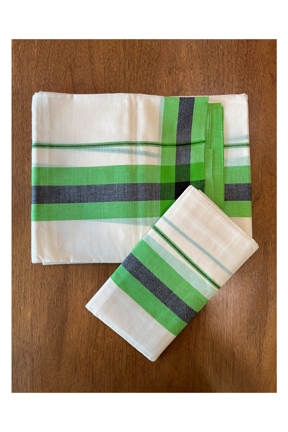 Cotton Mulloth Mundum Neriyathum Double (Set Mundu) with Green and Black Border