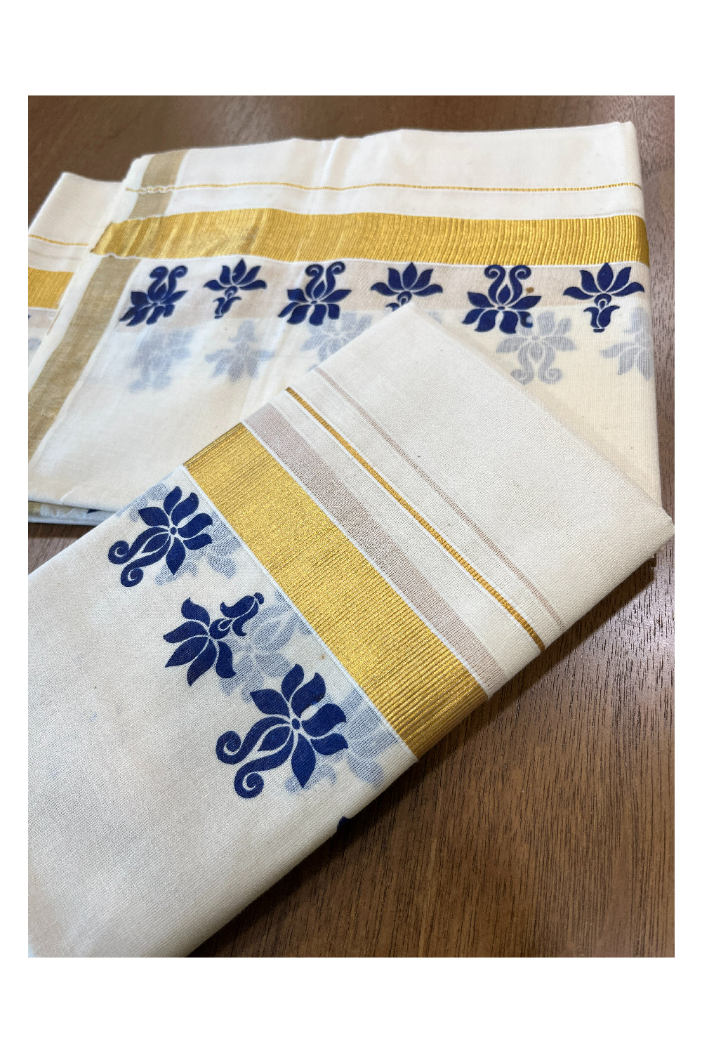 Kerala Cotton Kasavu Mundum Neriyathum Single (Set Mundu) with Blue Block Printed Border 2.80 Mtrs