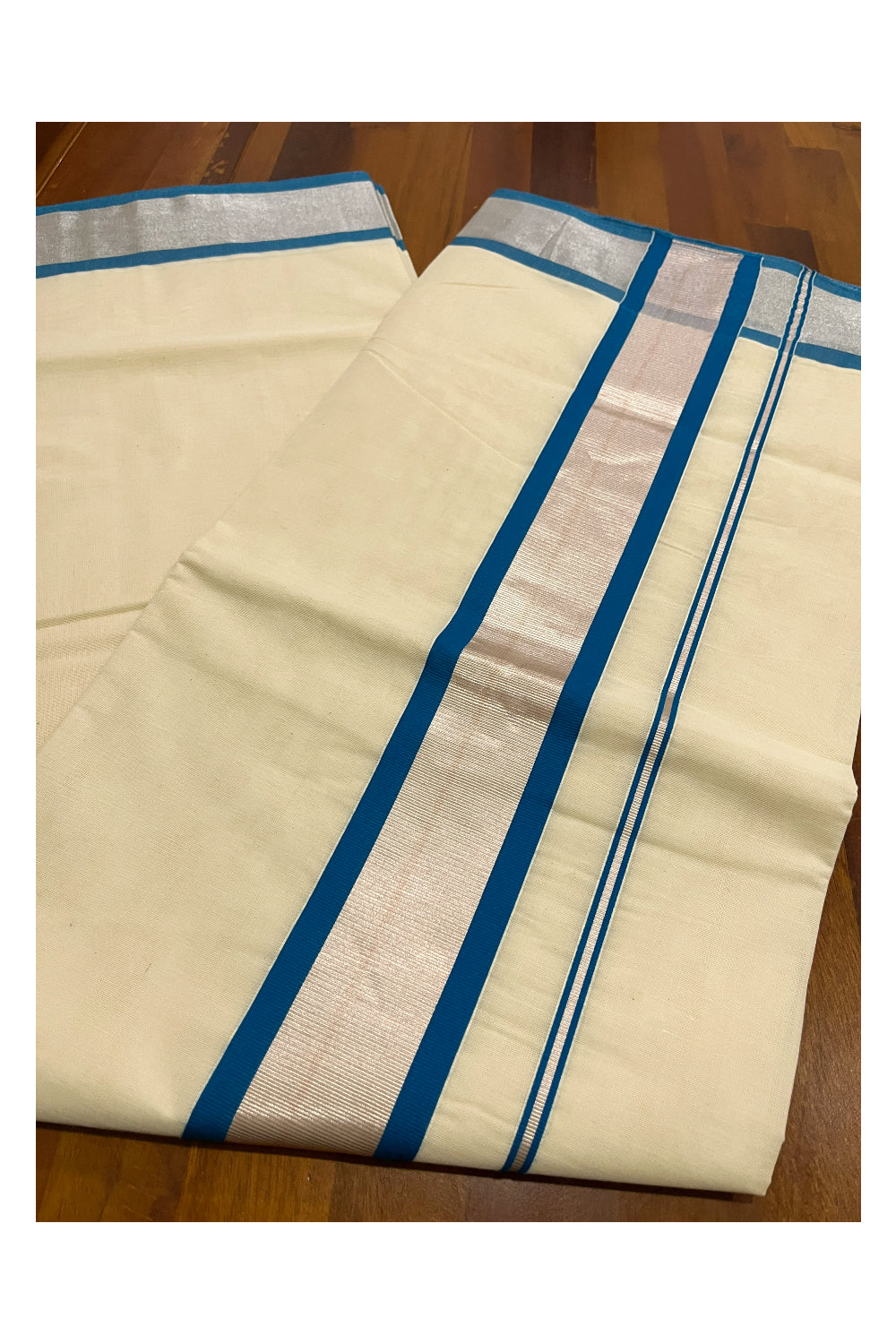 Kerala Pure Cotton Plain Saree with Silver Kasavu and Blue Border