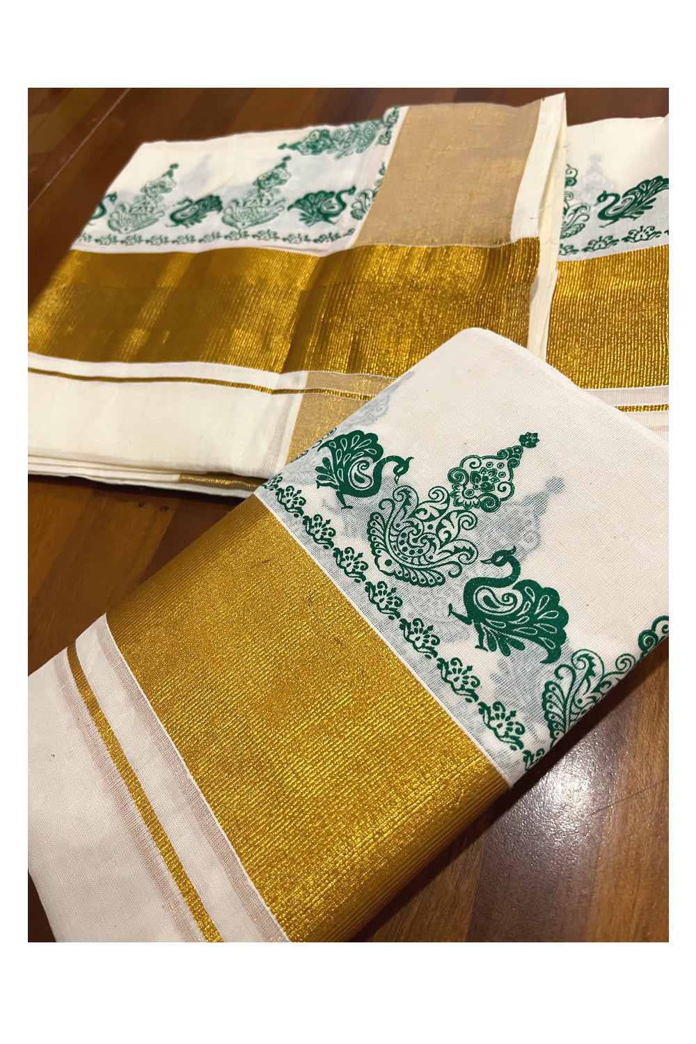 Pure Cotton Kerala Single Set Mundu (Mundum Neriyathum) with Green Block Printed Kasavu Border (Onam 2023 Set Mundu)