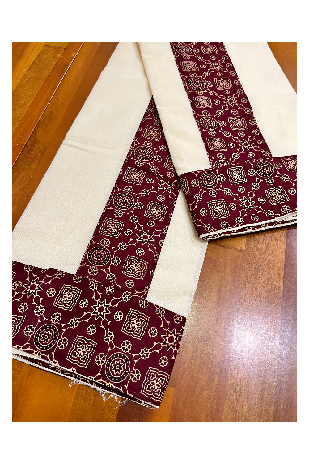 Kerala Cotton Set Mundu (Mundum Neriyathum) with Maroon Prints and Seperate Blouse Piece 2.80 Mtrs