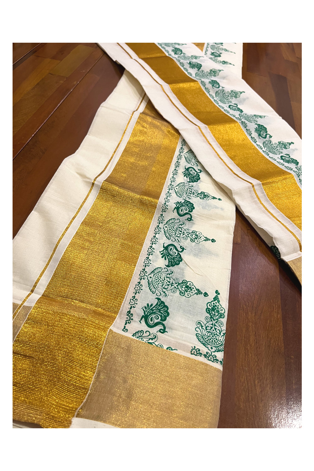 Pure Cotton Kerala Single Set Mundu (Mundum Neriyathum) with Green Block Printed Kasavu Border (Onam 2023 Set Mundu)