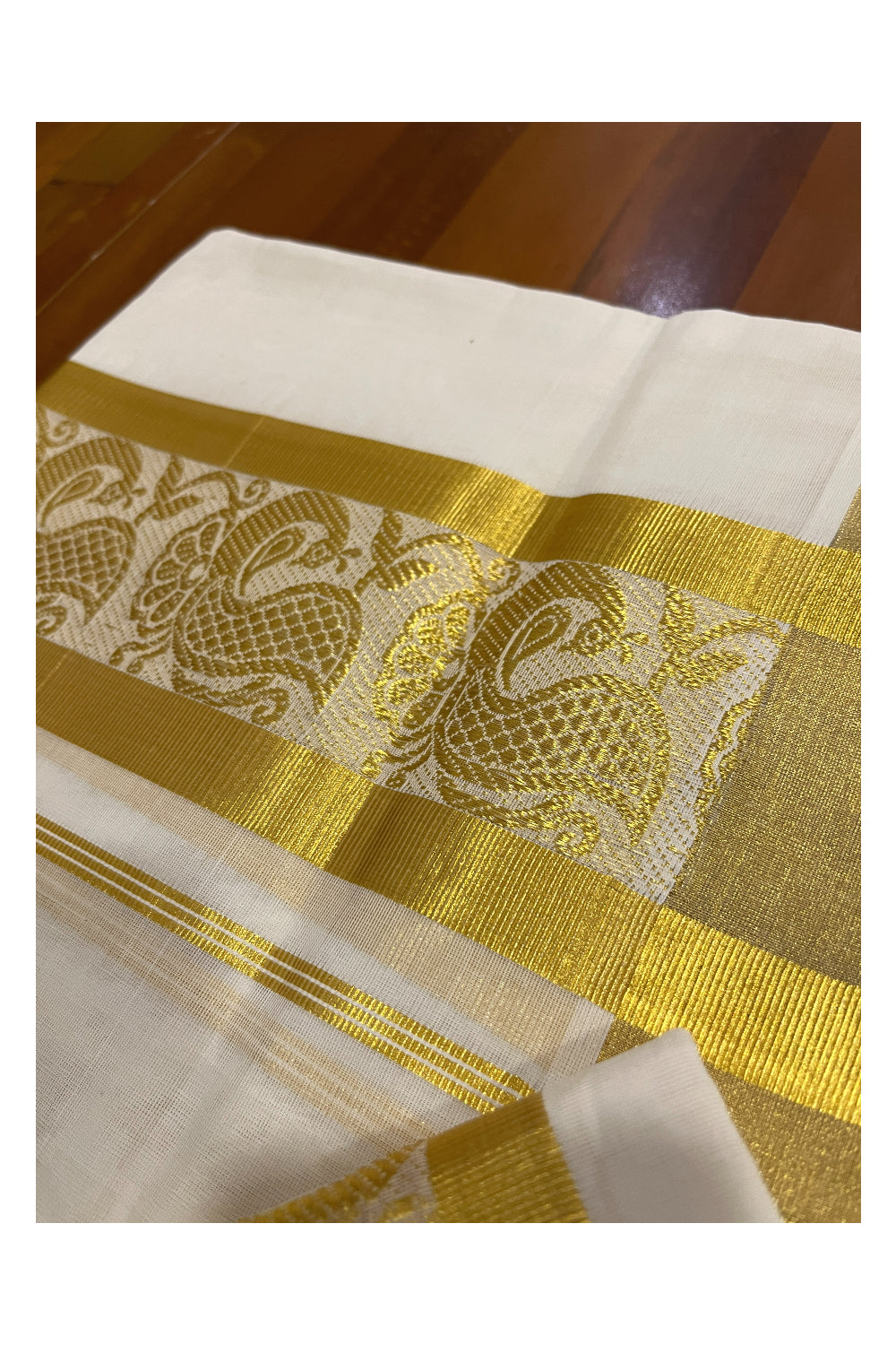 Southloom Premium Handloom Set Mundu with Kasavu Woven Design Border