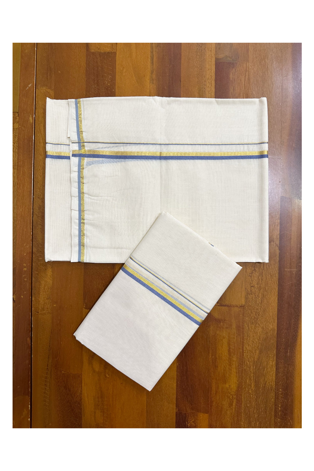 Kerala Cotton Puliyilakkara Set Mundu (Mundum Neriyathum) with 0.5 inch Kasavu and Blue Border 2.80 Mtrs