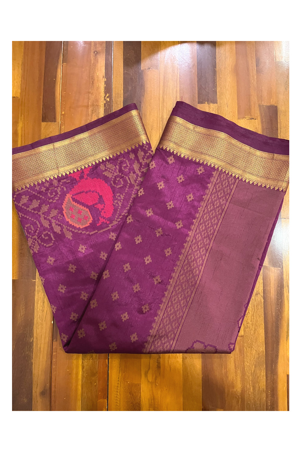 Southloom Semi Silk Dark Magenta Designer Saree with Zari Woven Border