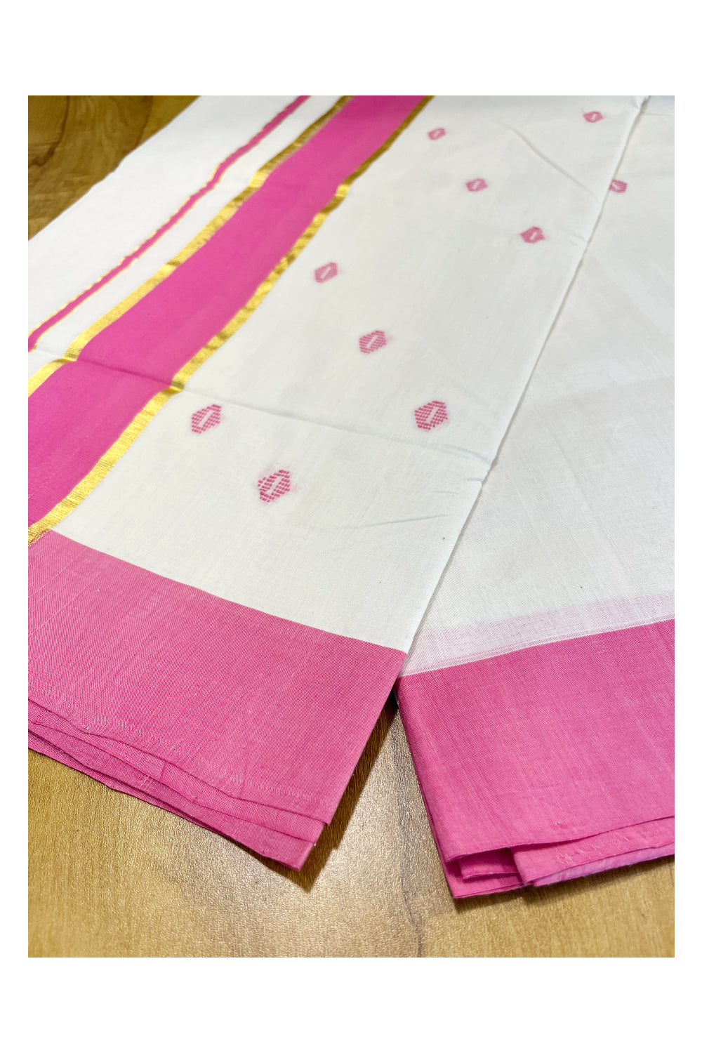 Southloom Premium Balaramapuram Unakkupaavu Handloom Cotton Butta Saree with Pink and Kasavu Border