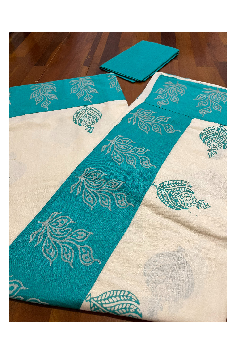 Pure Cotton Onam 2023 Kerala Saree with Hand Block Turquoise Batik Prints