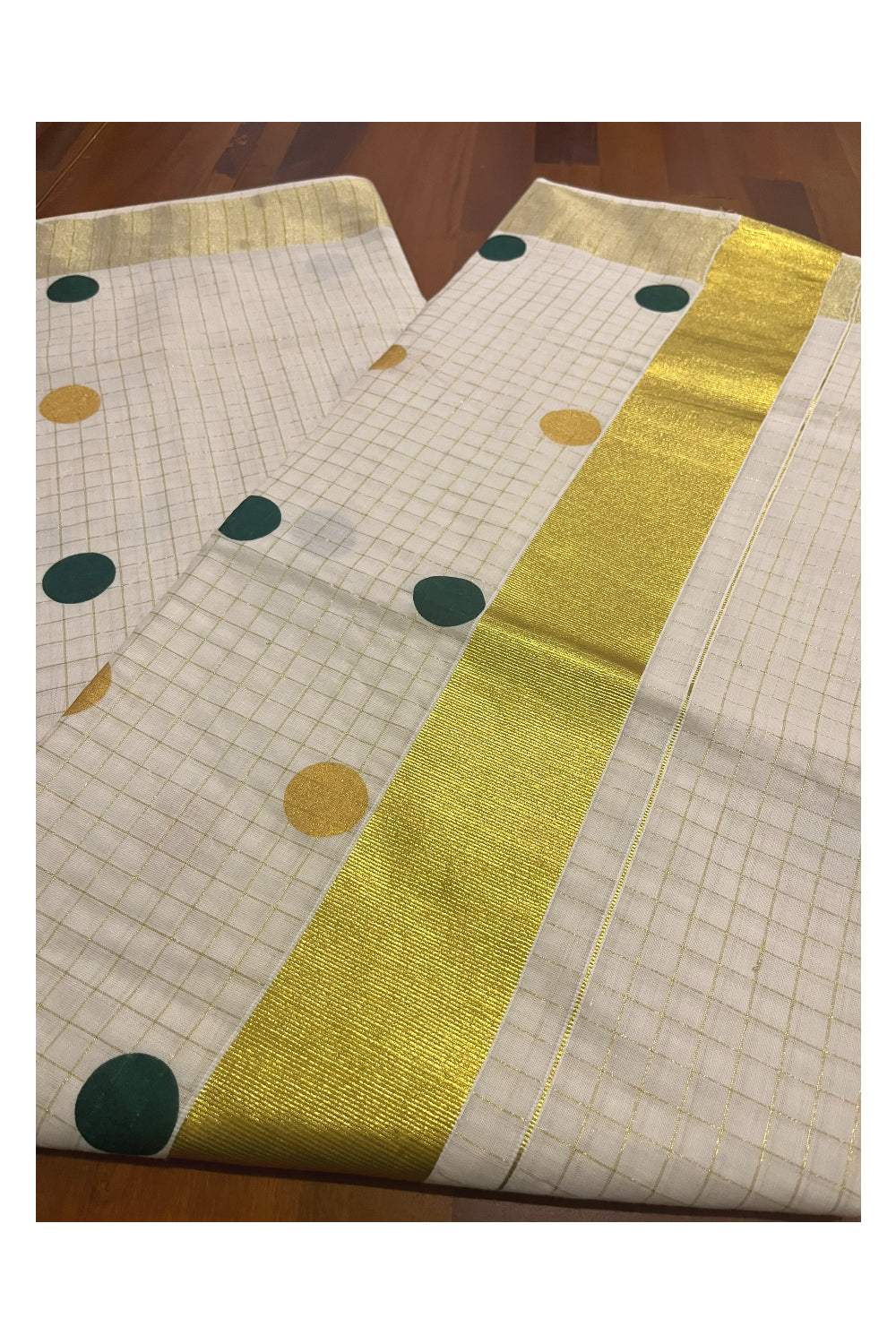 Southloom Micro Check Kasavu Saree with Green and Golden Polka Dot Prints Across Body