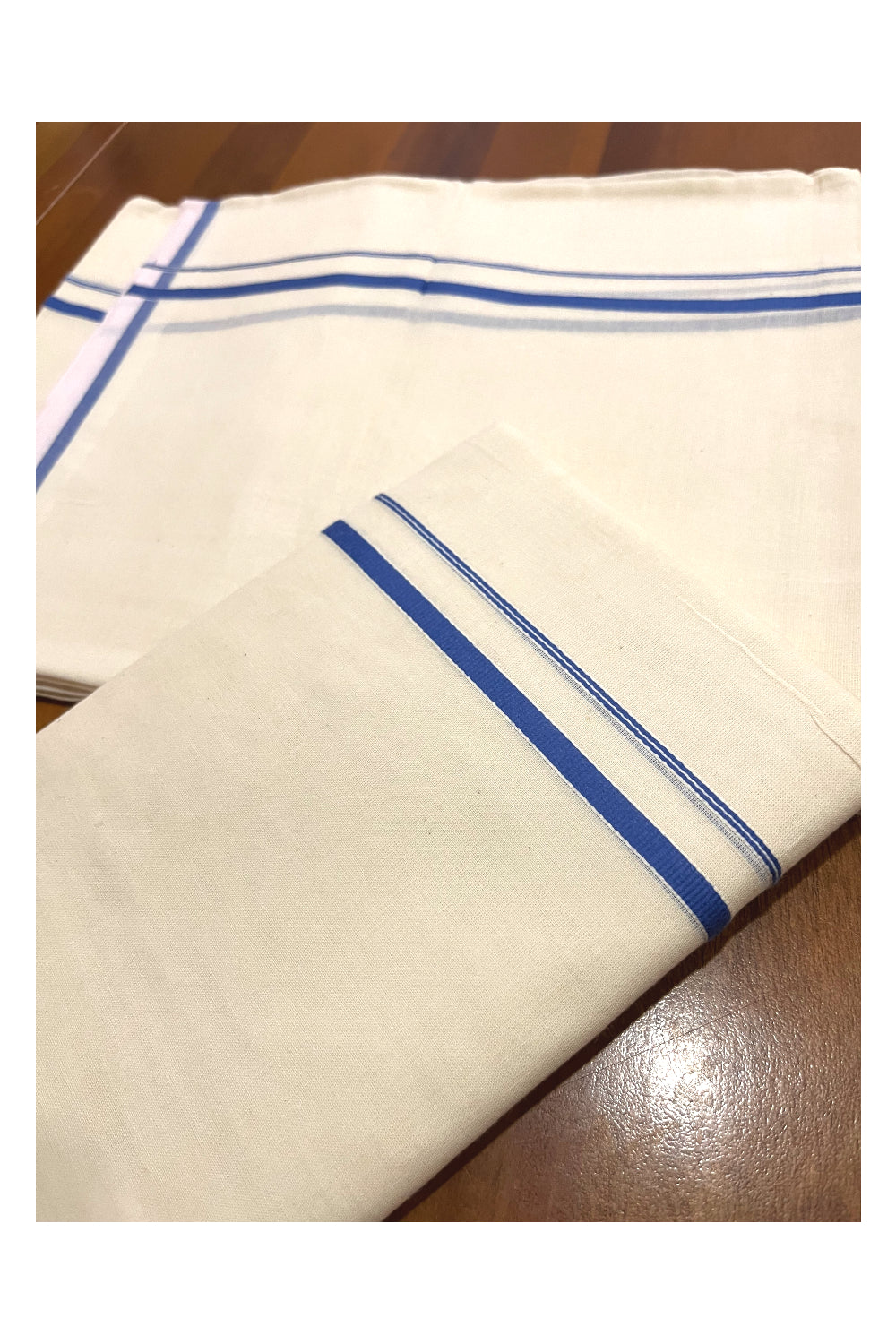 Kerala Cotton Set Mundu (Mundum Neriyathum) with Blue Thin Border 2.75 Mtrs