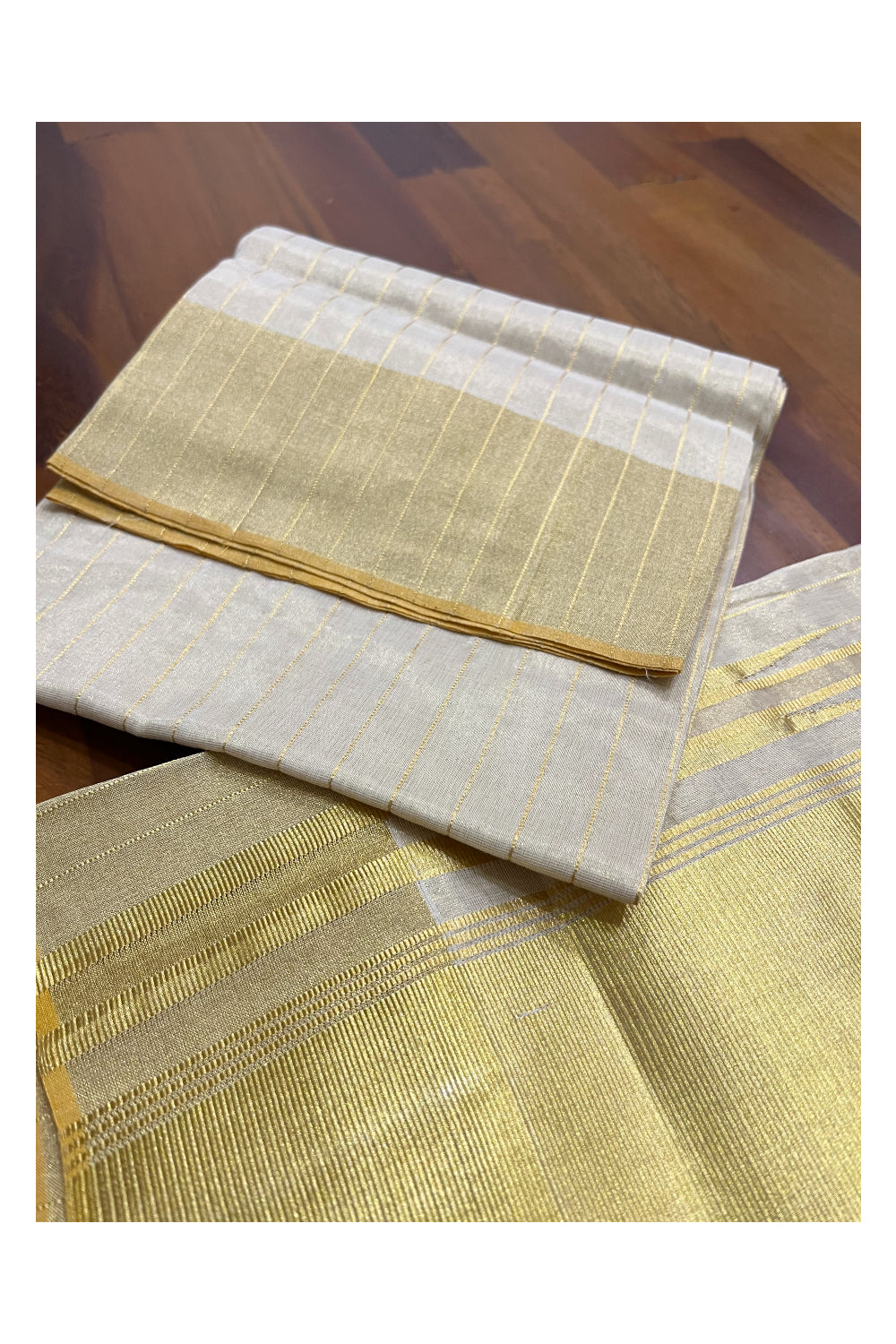 Southloom Super Premium Balaramapuram Handloom Tissue Lines Unakkupaavu Wedding Pudava Set Mundu (with Matching Blouse Piece)