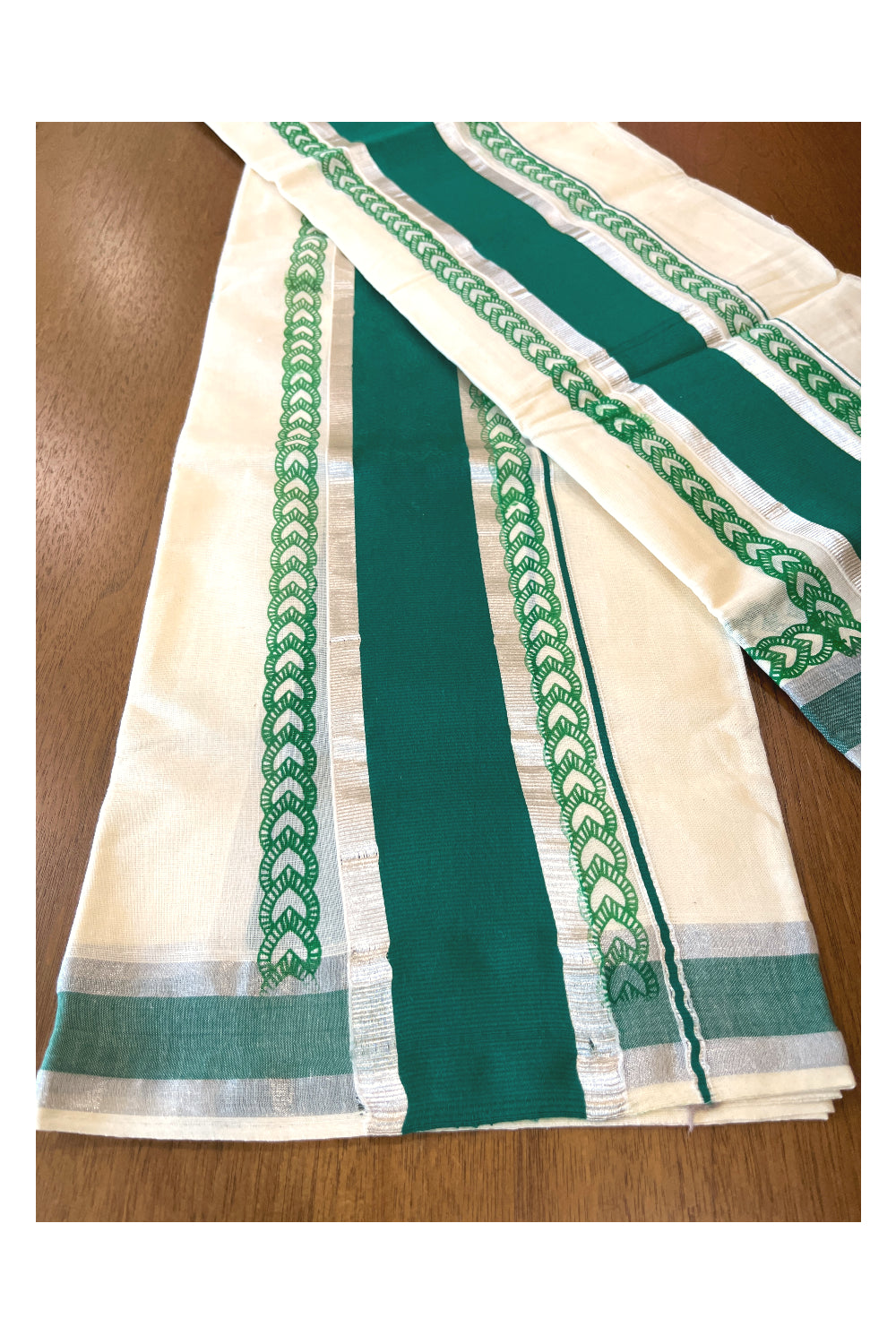 Mundum Neriyathum Single (Set Mundu) with Block Prints on Silver Kasavu and Green Border 2.80 Mtrs