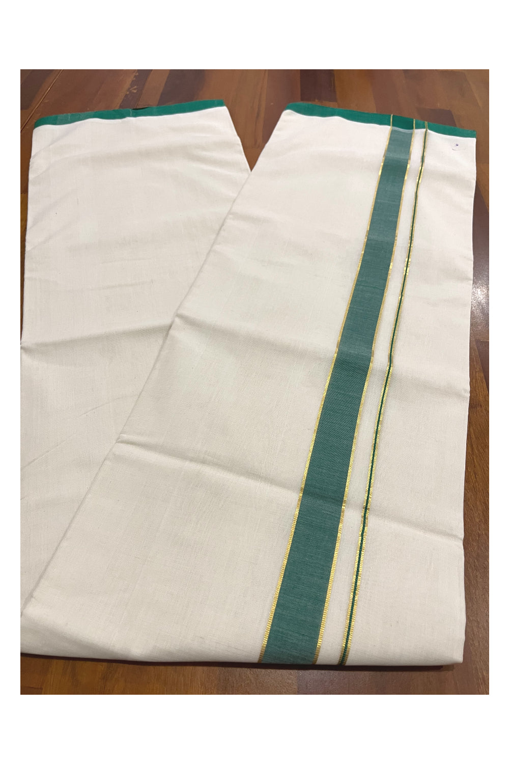 Southloom Premium Balaramapuram Unakkupaavu Handloom Mundu with Green and Kasavu Border (South Indian Kerala Dhoti)