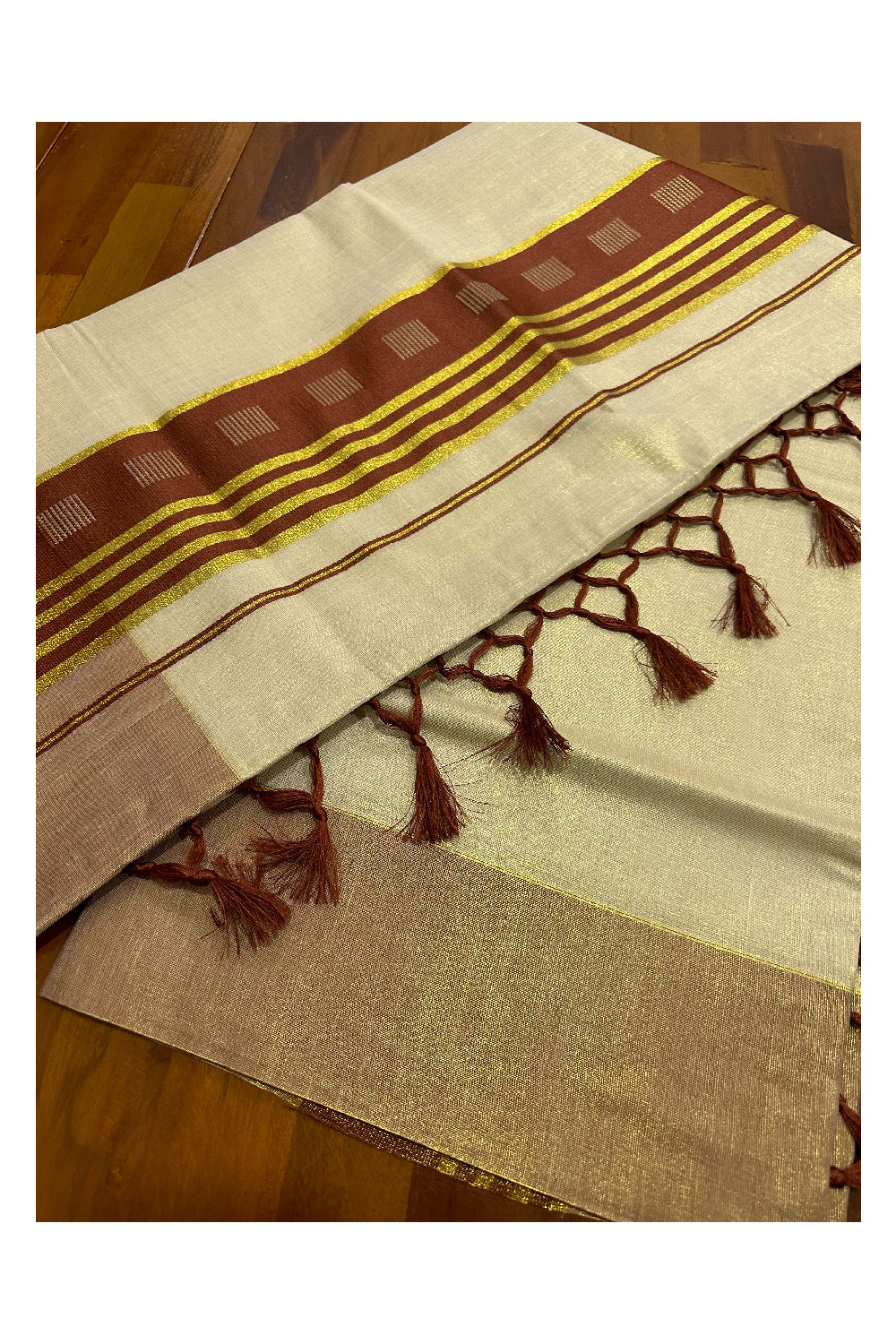 Kerala Tissue Saree with Kasavu Brown Border and Tassels Works on Pallu (Onam Saree 2023)