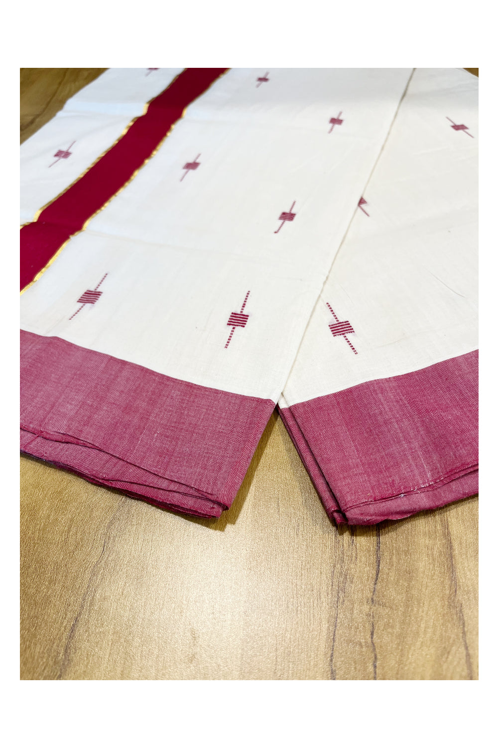 Southloom Premium Balaramapuram Unakkupaavu Handloom Cotton Butta Saree with Red and Kasavu Border