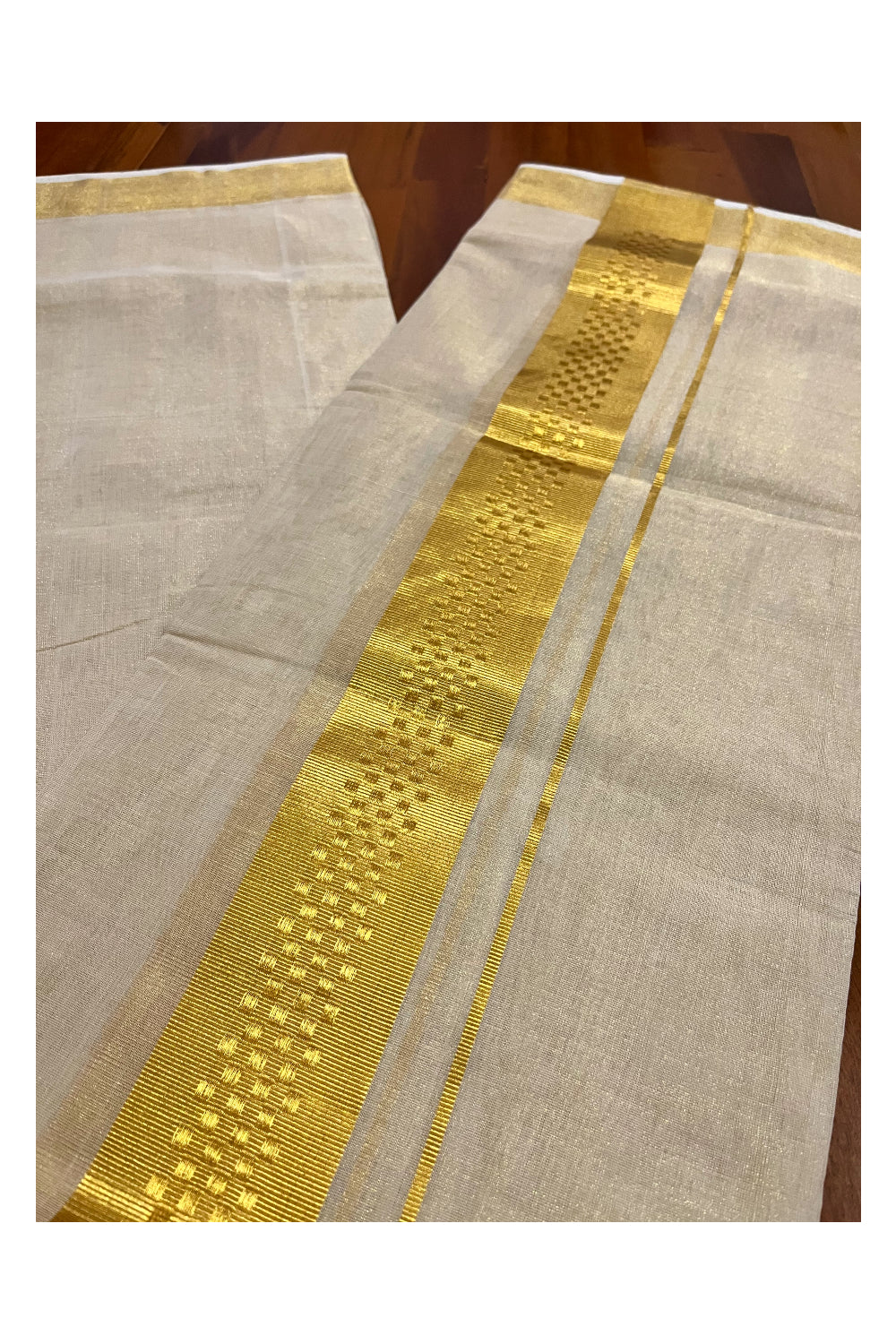 Southloom Premium Wedding Handloom Tissue Mundu with Kasavu Paa Neythu Border (South Indian Kerala Dhoti)