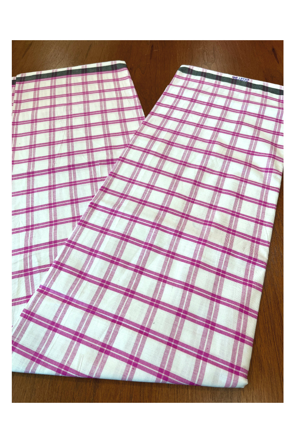 Southloom Premium Handloom White Single Mundu (Lungi) with Magenta Check Designs (South Indian Kerala Dhoti)