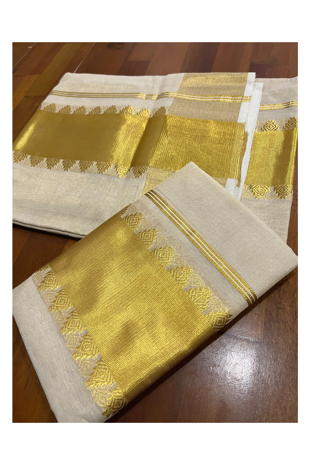 Southloom Handloom Premium Tissue Plain Single Set Mundu with Temple Woven Border