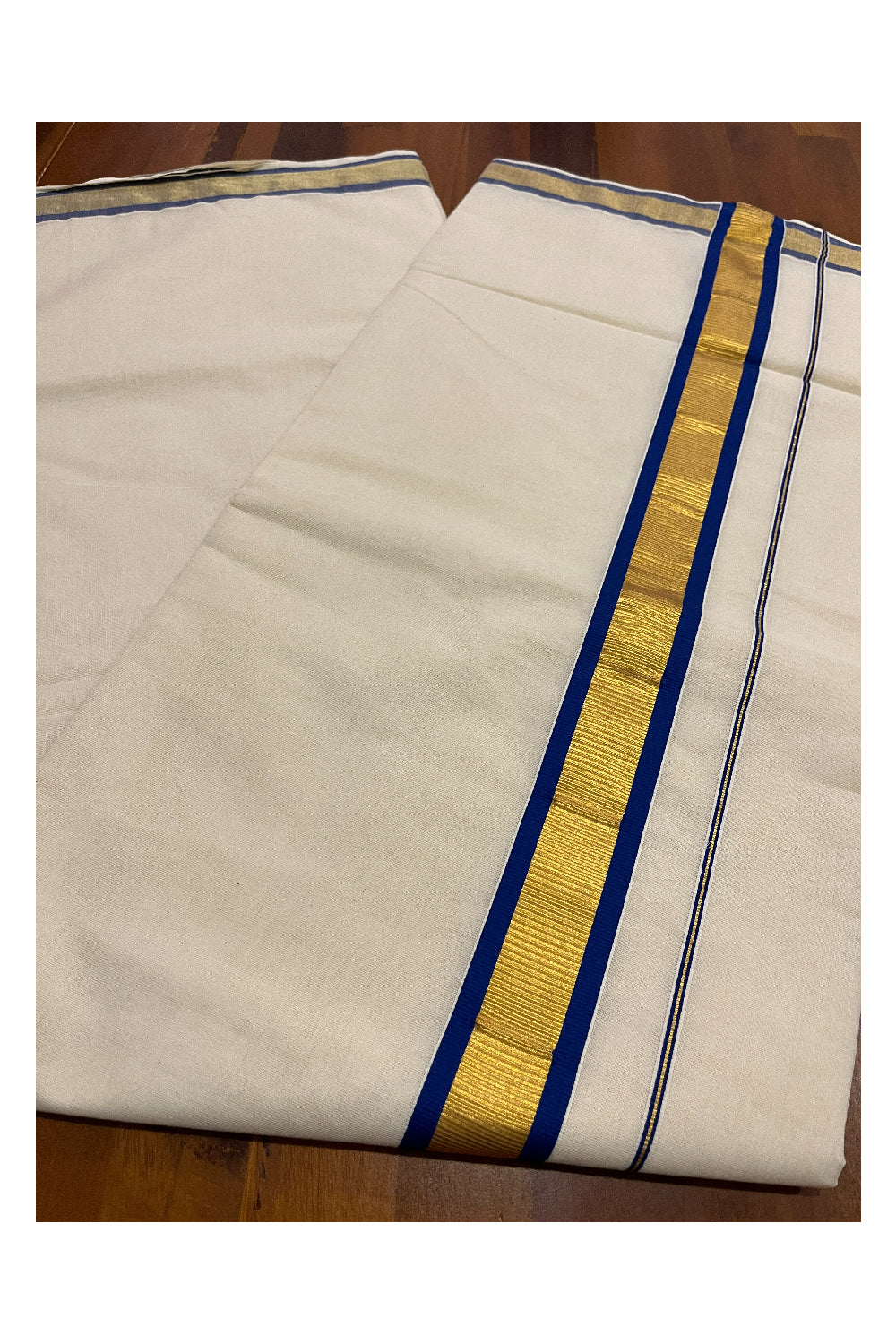 Pure Cotton Kerala Plain Saree with Kasavu and Blue Border