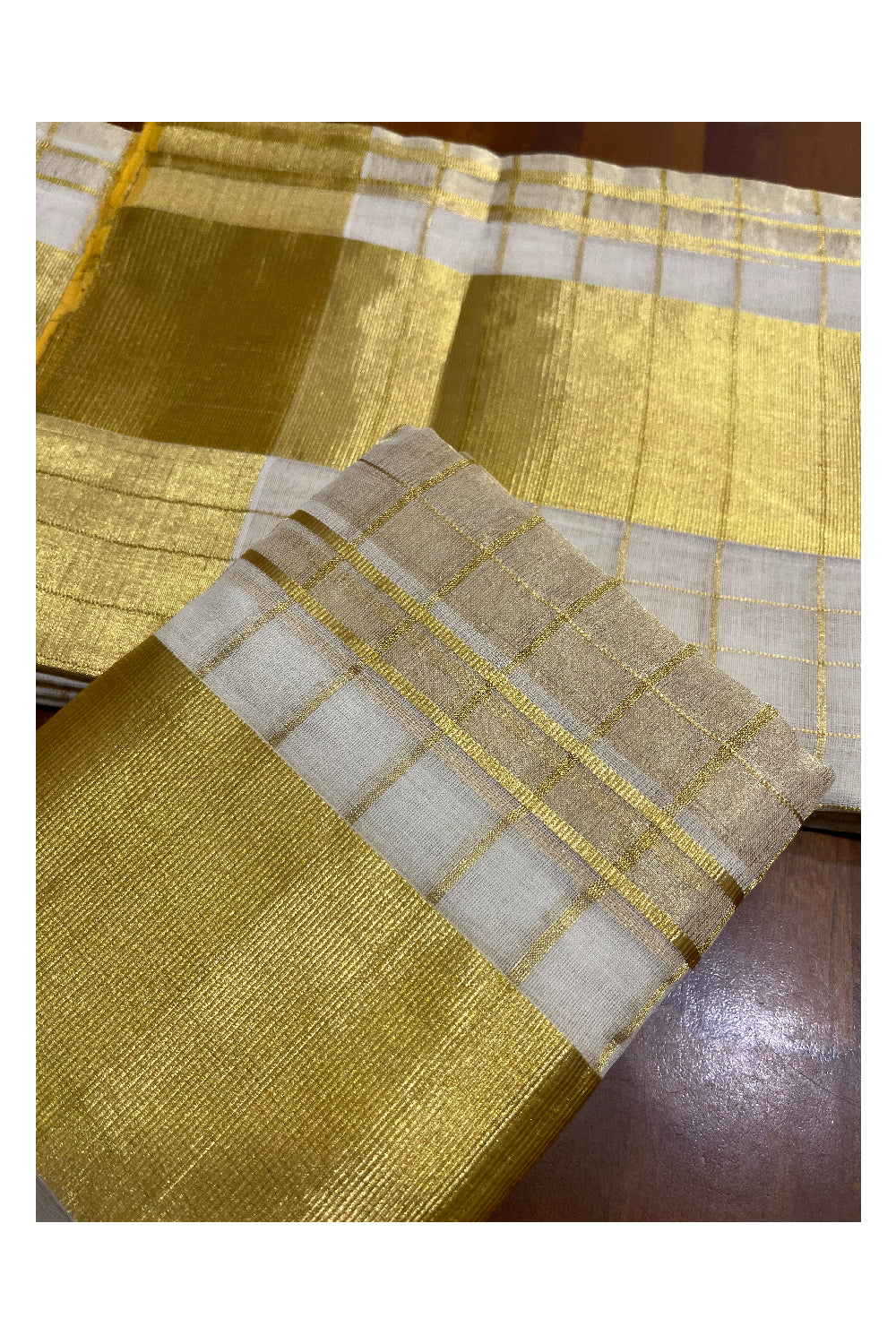 Southloom Super Premium Balaramapuram Handloom Unakkupaavu Cotton Check Design Wedding Pudava Set Mundu with Tassels