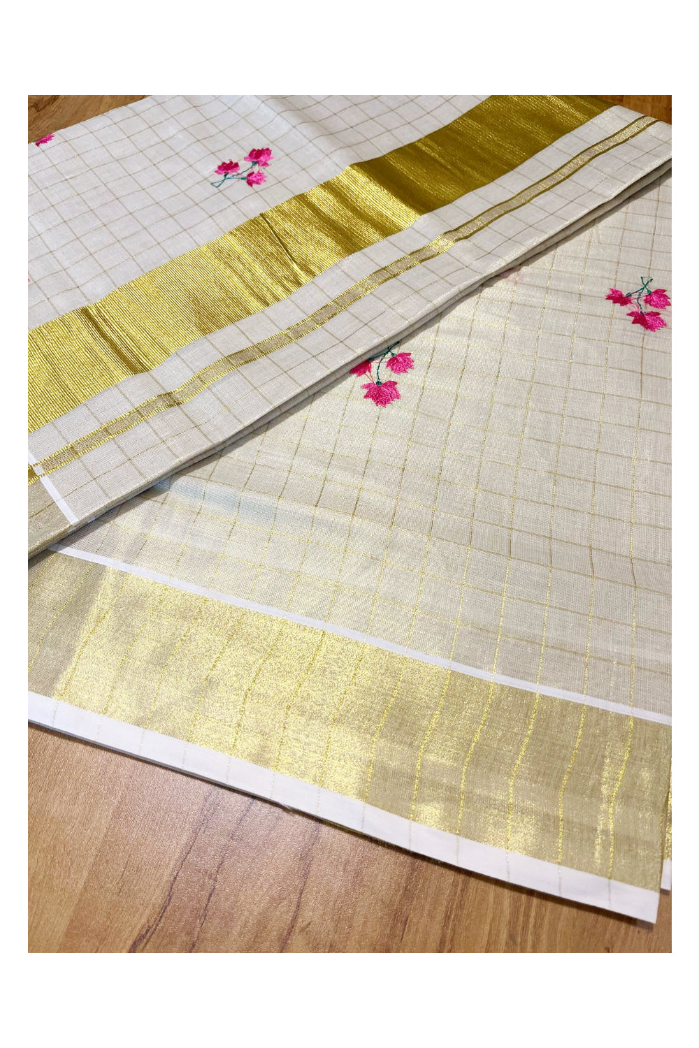 Kerala Tissue Kasavu Check Saree with Flower Embroidery Works