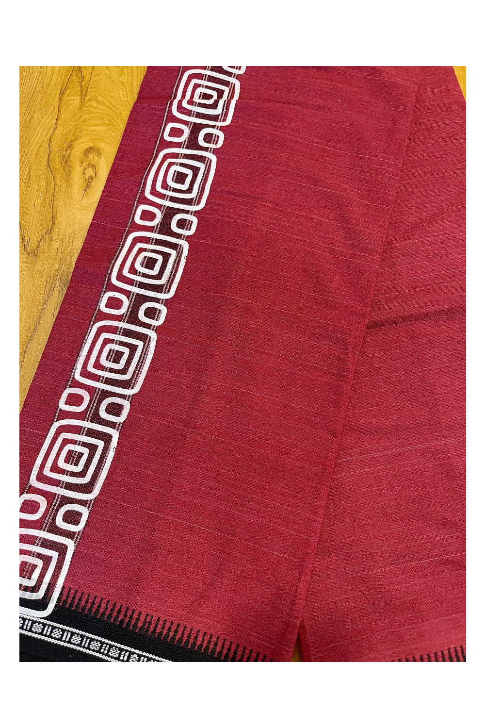 Southloom Maroon Printed Single Mundu / Otta Mundu / Lungi (South Indian Kerala Dhoti)