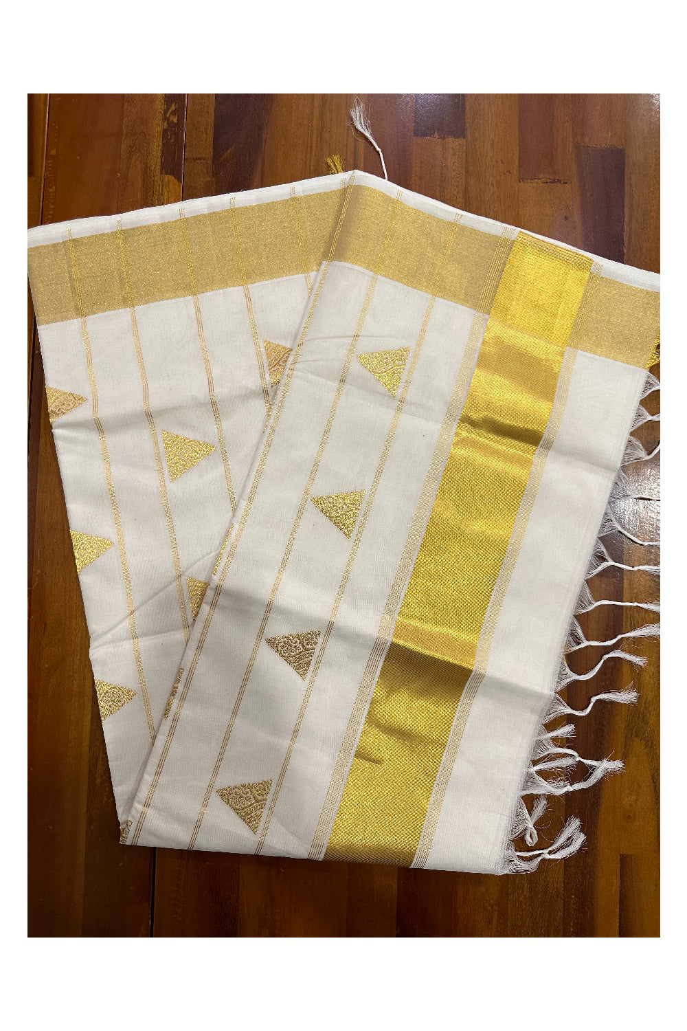 Southloom Premium Handloom Cotton Saree with Kasavu Temple Woven Motifs