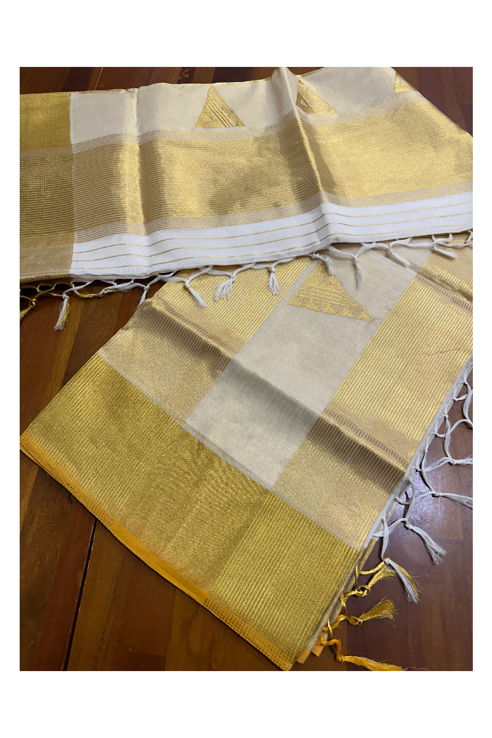 Southloom Balaramapuram Unakkupaavu Handloom Cotton Kasavu Saree with Temple Woven Designs across Body