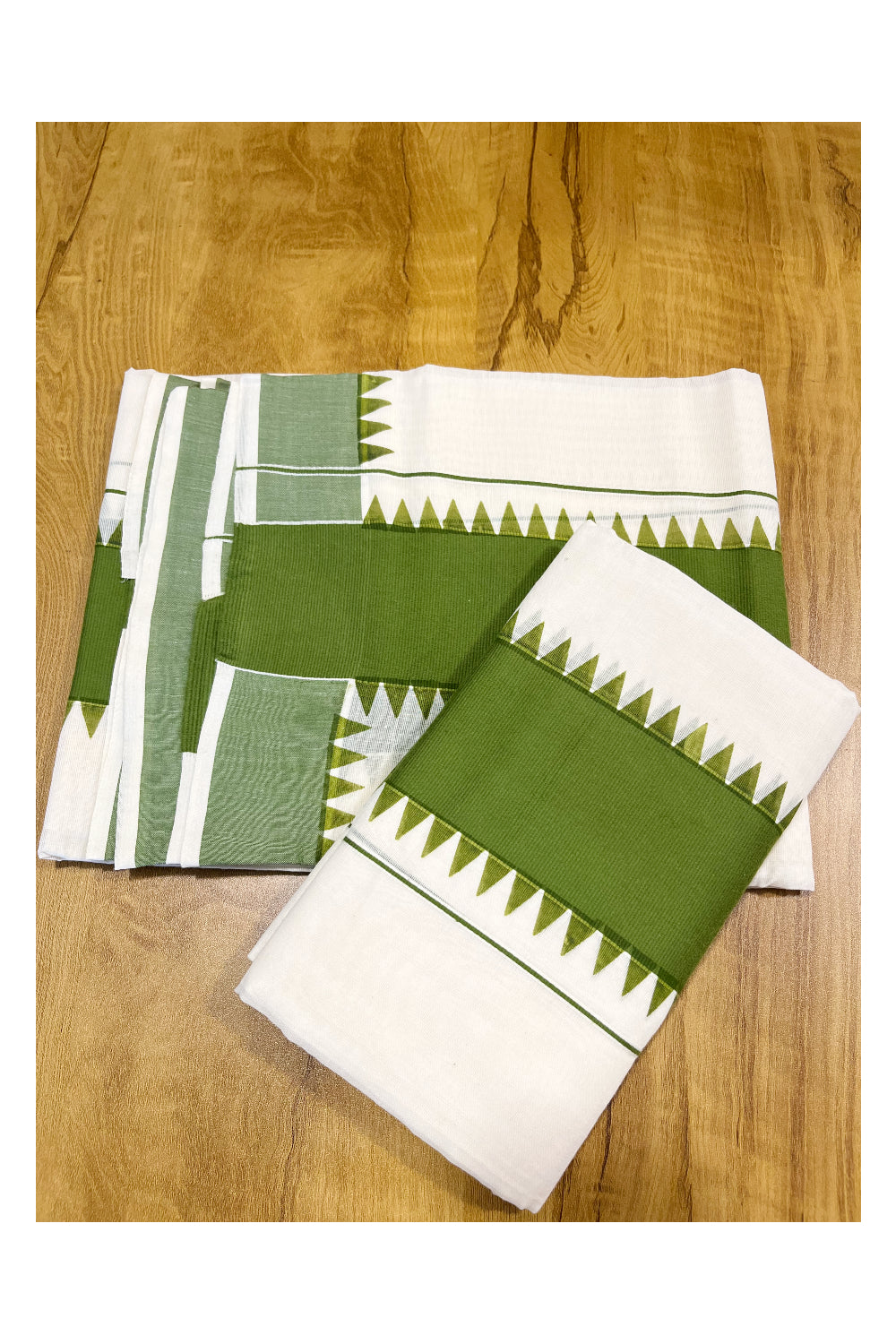 Kerala Pure Cotton Set Mundu Single (Mundum Neriyathum) with Green Temple Border 2.80 Mtrs