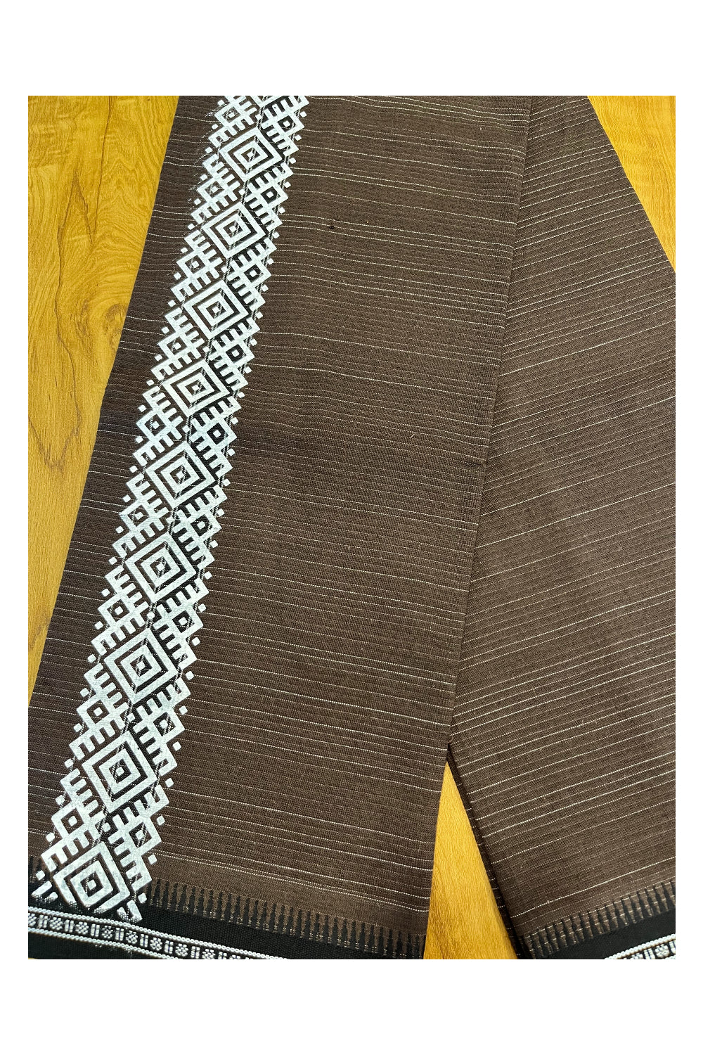 Southloom Brown Printed Single Mundu / Otta Mundu / Lungi (South Indian Kerala Dhoti)