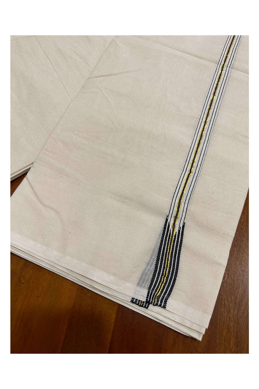 Kerala Pure Cotton Mundu with Black Puliyilakkara Line Chutti Kasavu Border (Onam Mundu 2023)