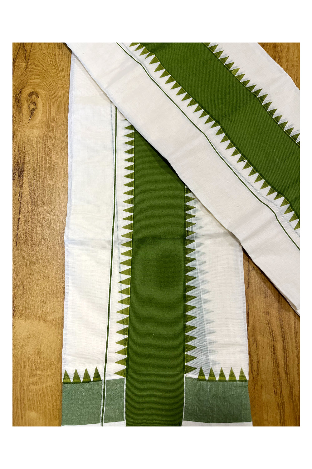 Kerala Pure Cotton Set Mundu Single (Mundum Neriyathum) with Green Temple Border 2.80 Mtrs