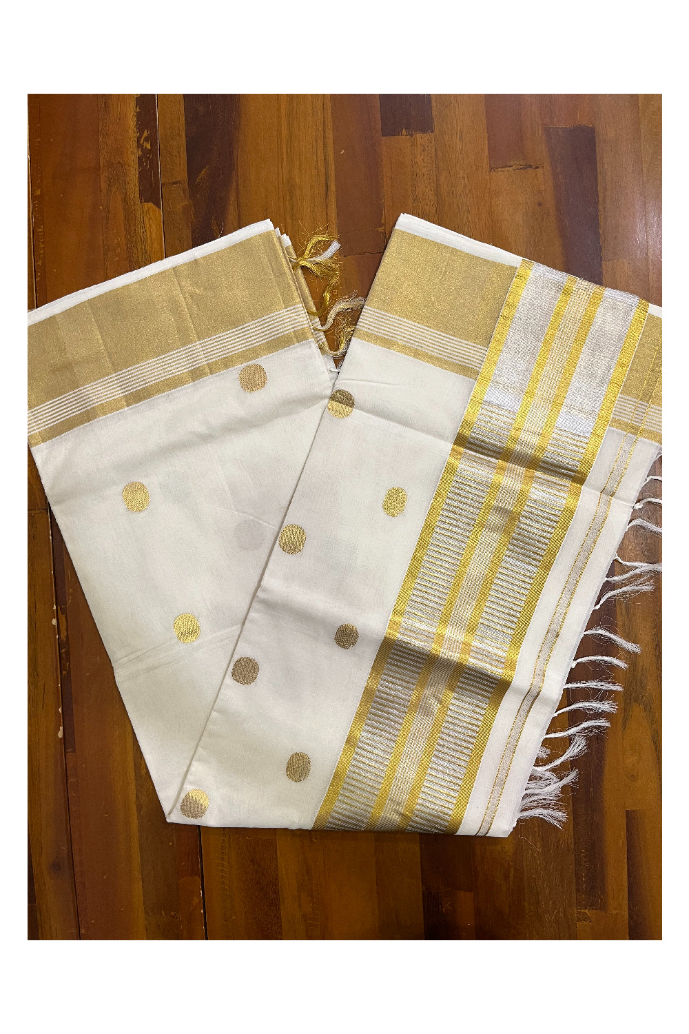 Southloom Premium Handloom Cotton Saree with Polka Woven Designs and Silver Gold Kasavu Pallu