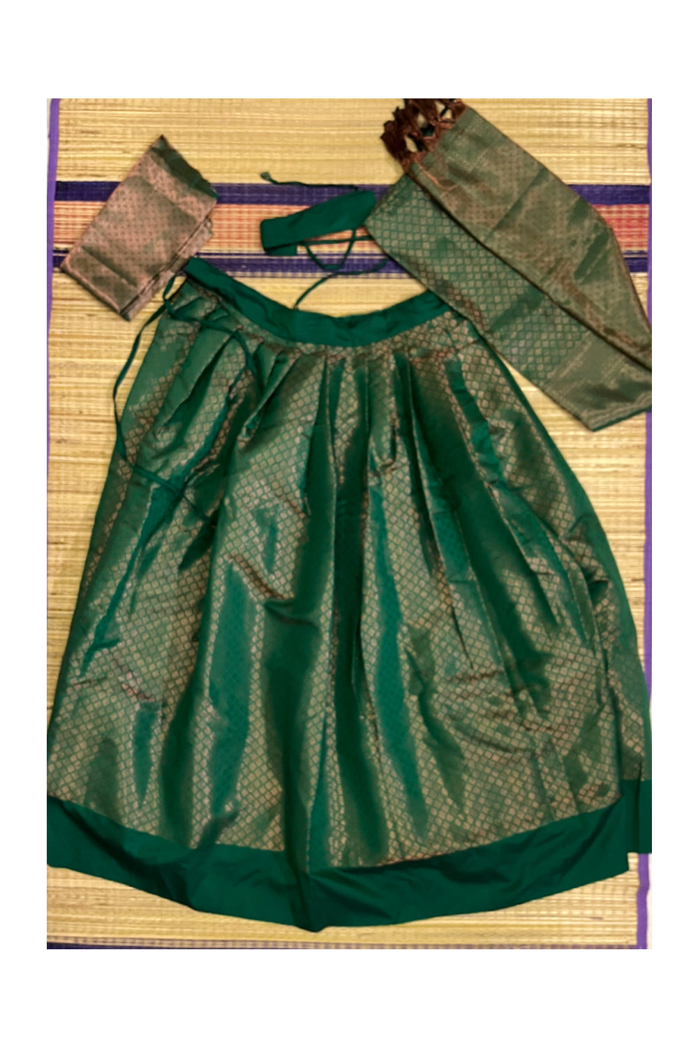 Southloom Semi Stitched Semi Silk Green Dhavani Set include Neriyathu and Blouse Piece